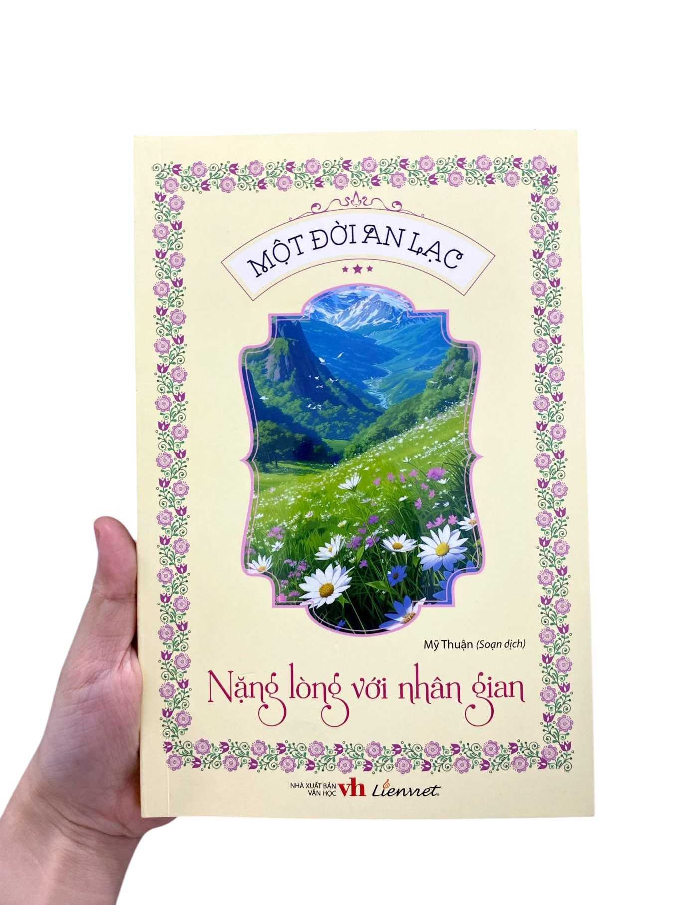 một đời an lạc - nặng lòng với nhân gian