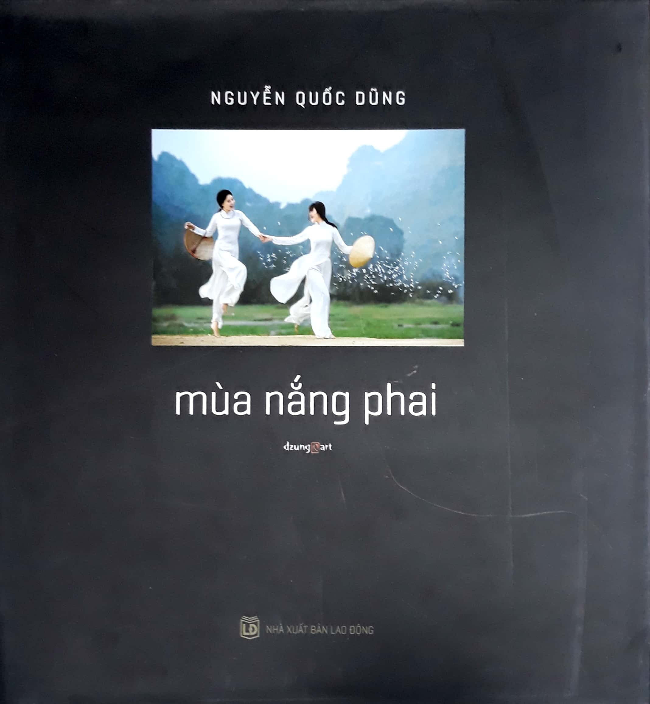 mùa nắng phai