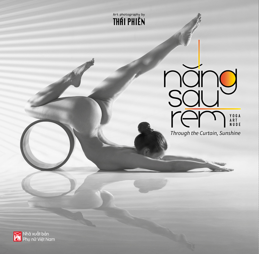 Nang Sau Rem - Through The Curtain, Sunshine - Bia Cung