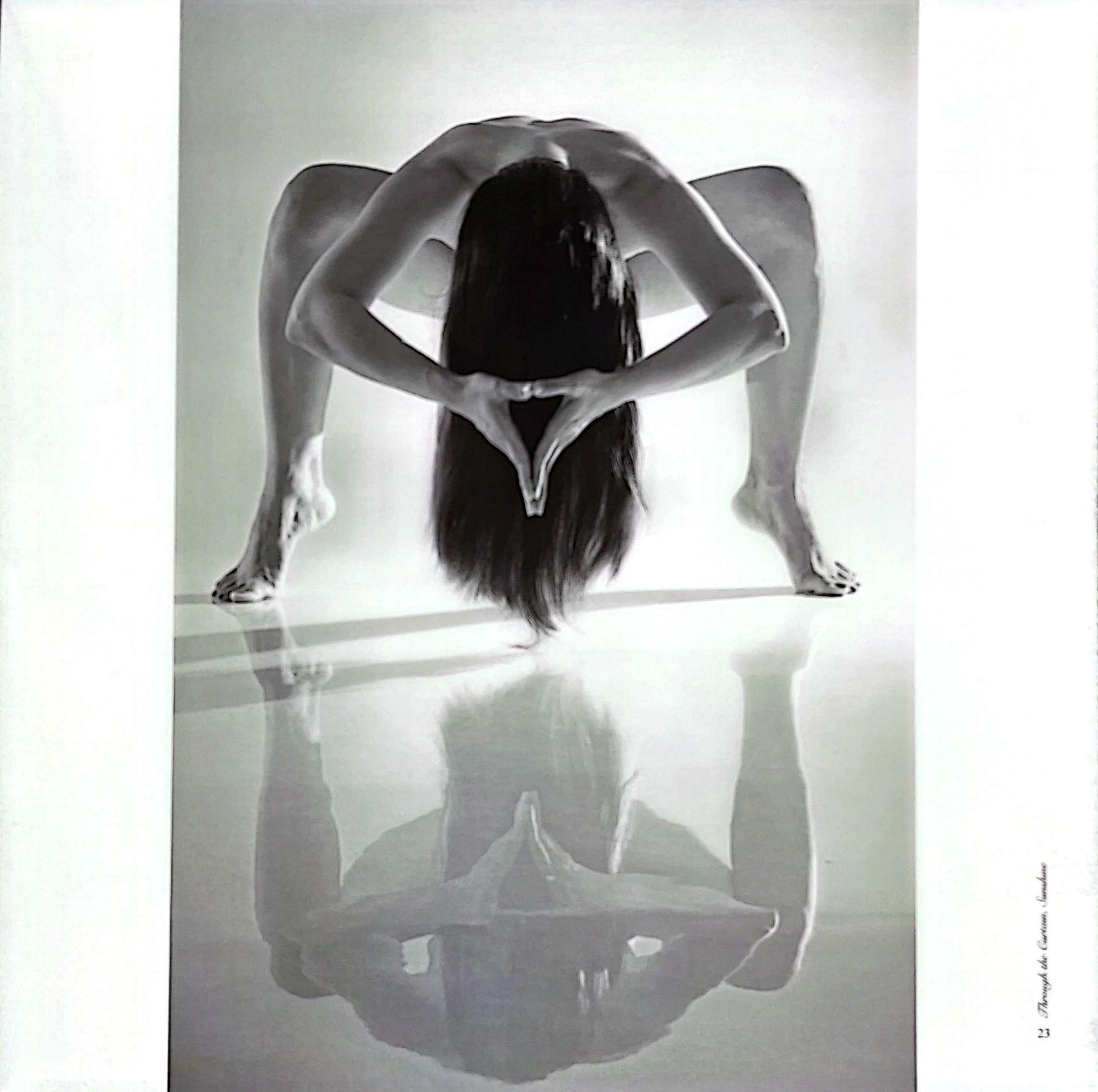 Nang Sau Rem - Through The Curtain, Sunshine - Bia Cung