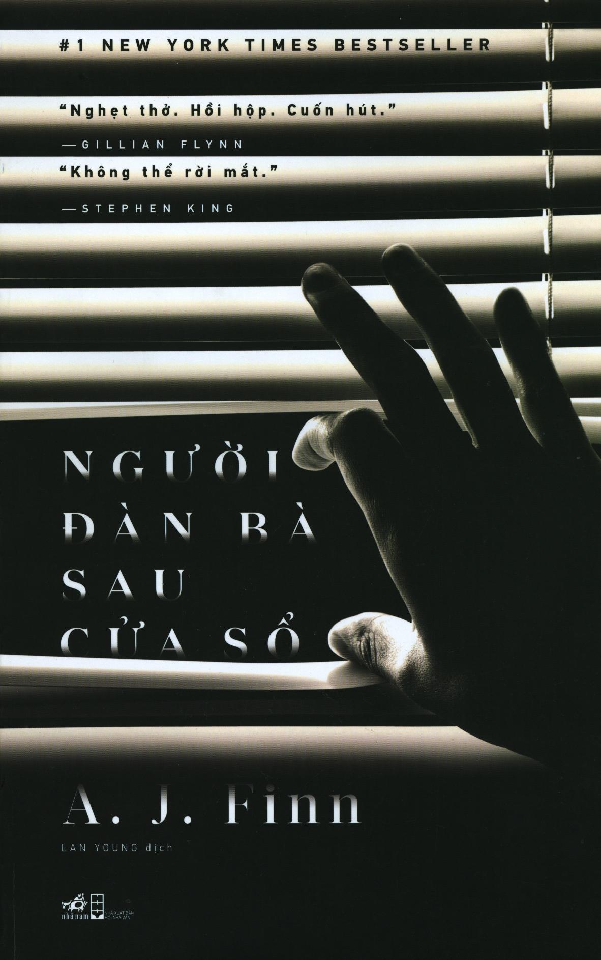 người đàn bà sau cửa sổ