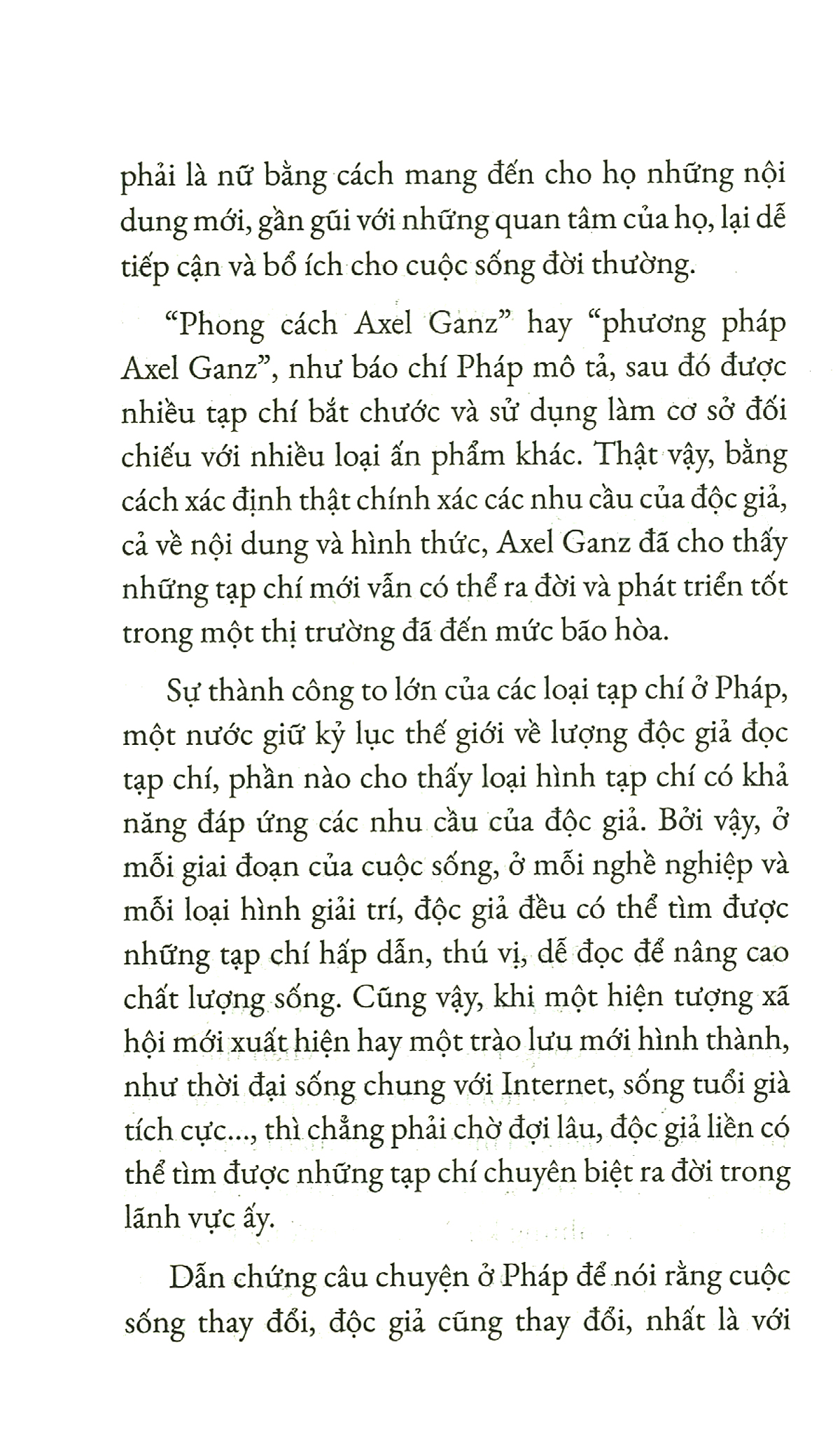 người kể chuyện trên báo