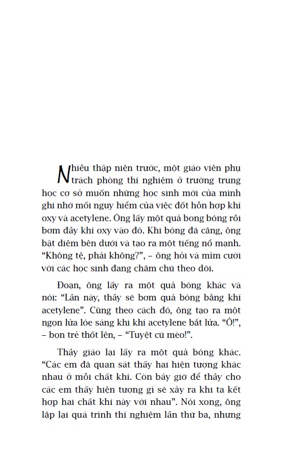 người thông minh không làm việc một mình (tái bản 2024)
