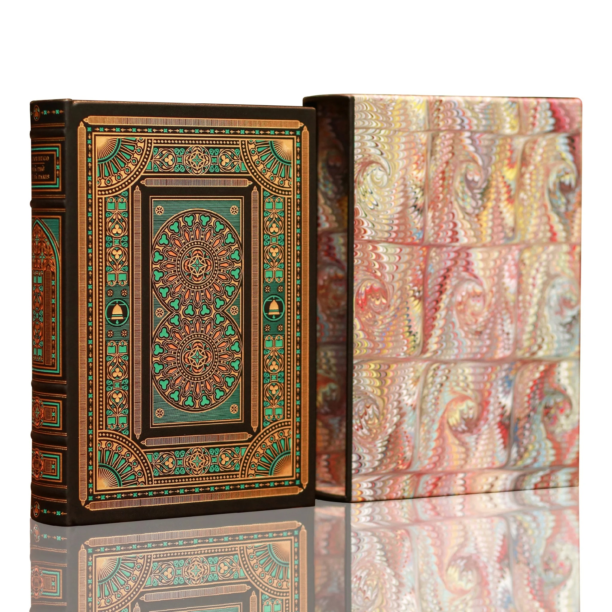 nhà thờ đức bà paris - ấn bản giới hạn - bìa da microfiber (mẫu bìa giao ngẫu nhiên)