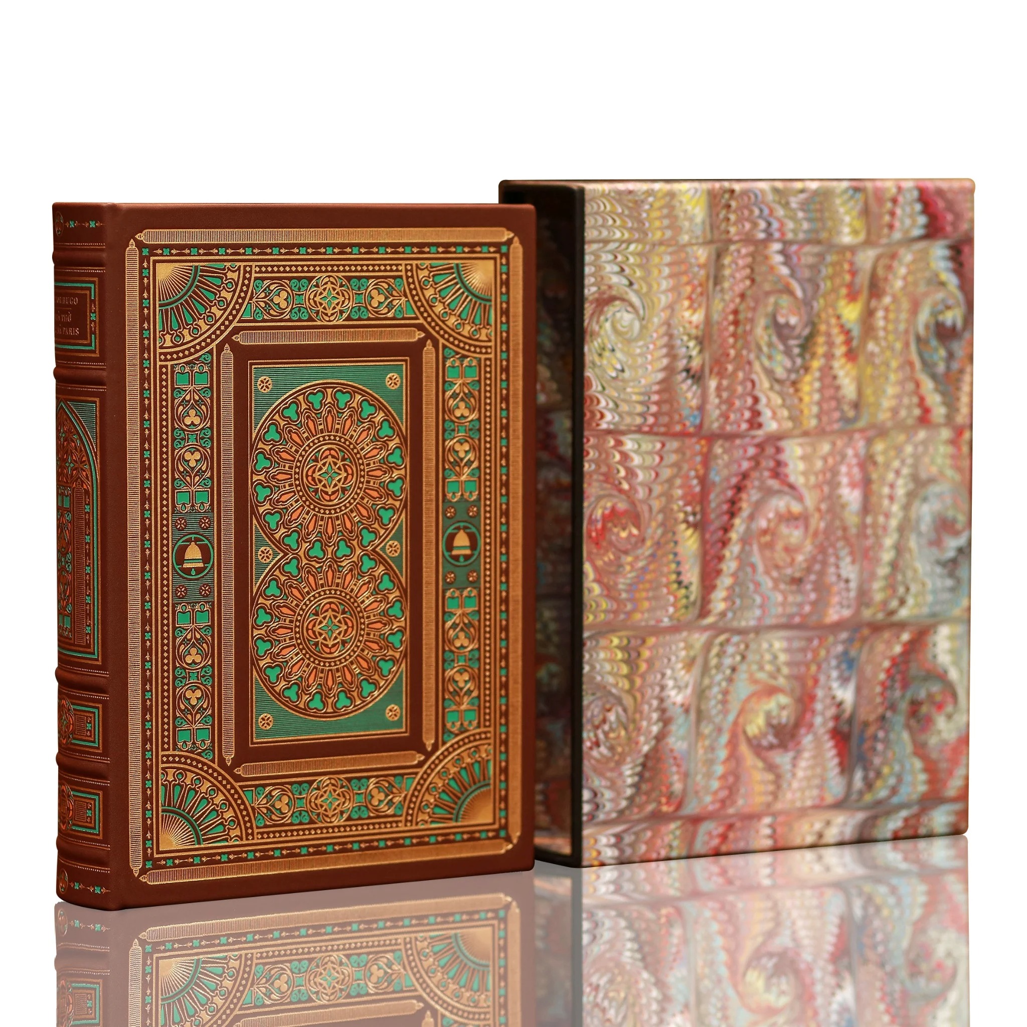 nhà thờ đức bà paris - ấn bản giới hạn - bìa da microfiber (mẫu bìa giao ngẫu nhiên)