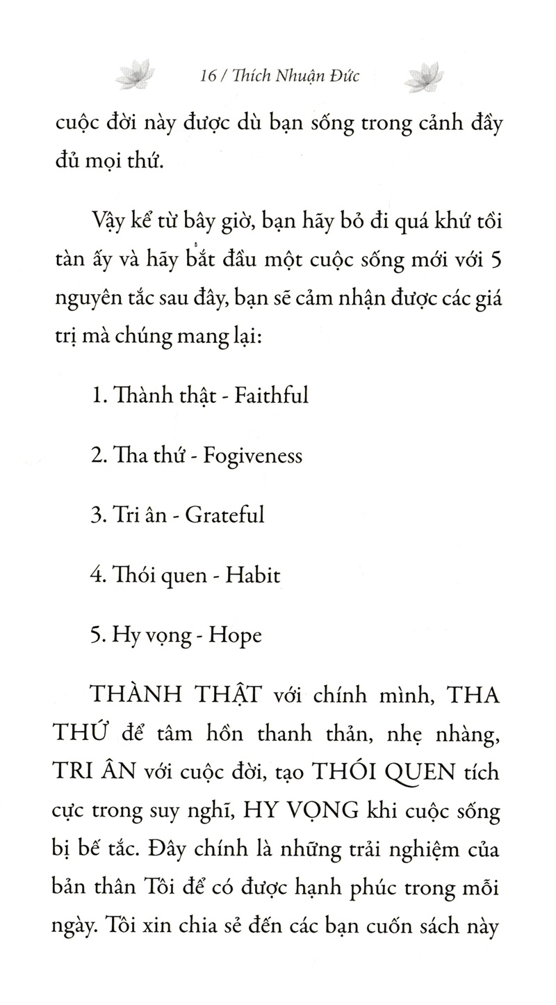 nhẹ tênh giữa dòng đời