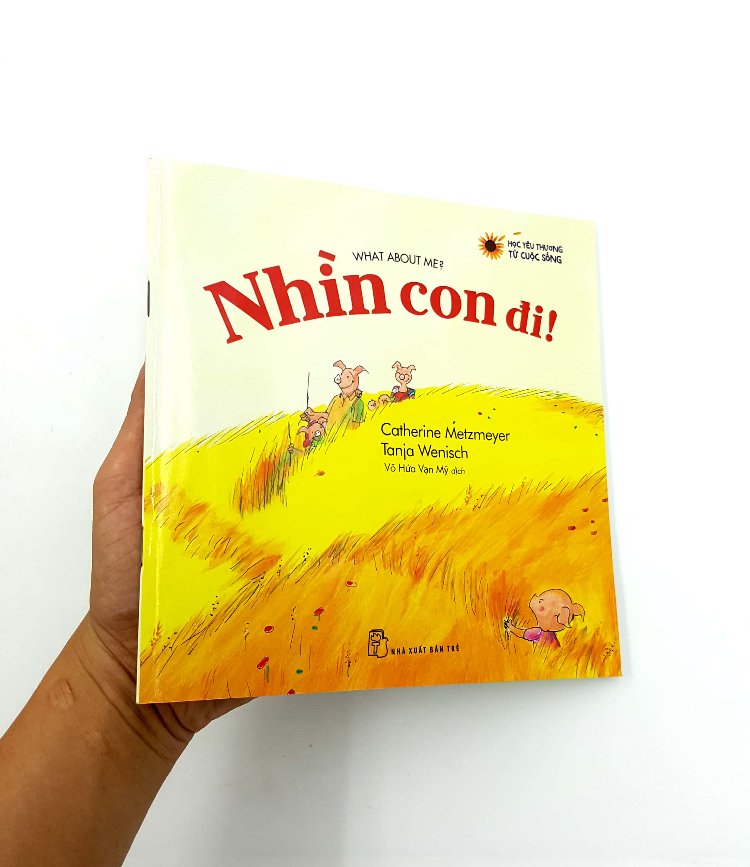 nhìn con đi!