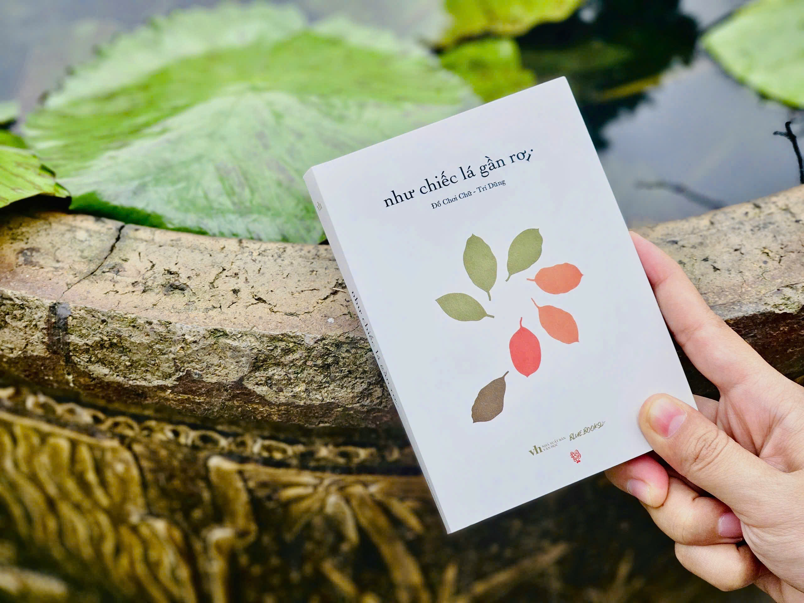 Như Chiếc Lá Gần Rơi