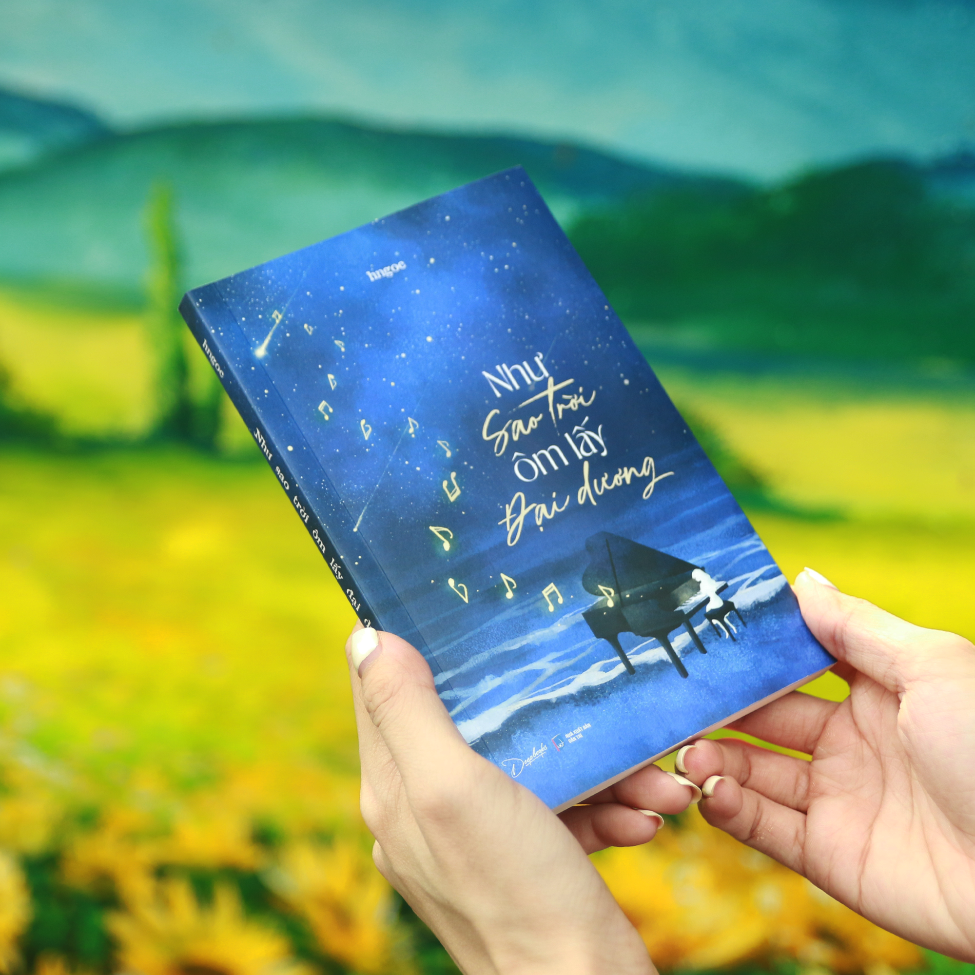 như sao trời ôm lấy đại dương