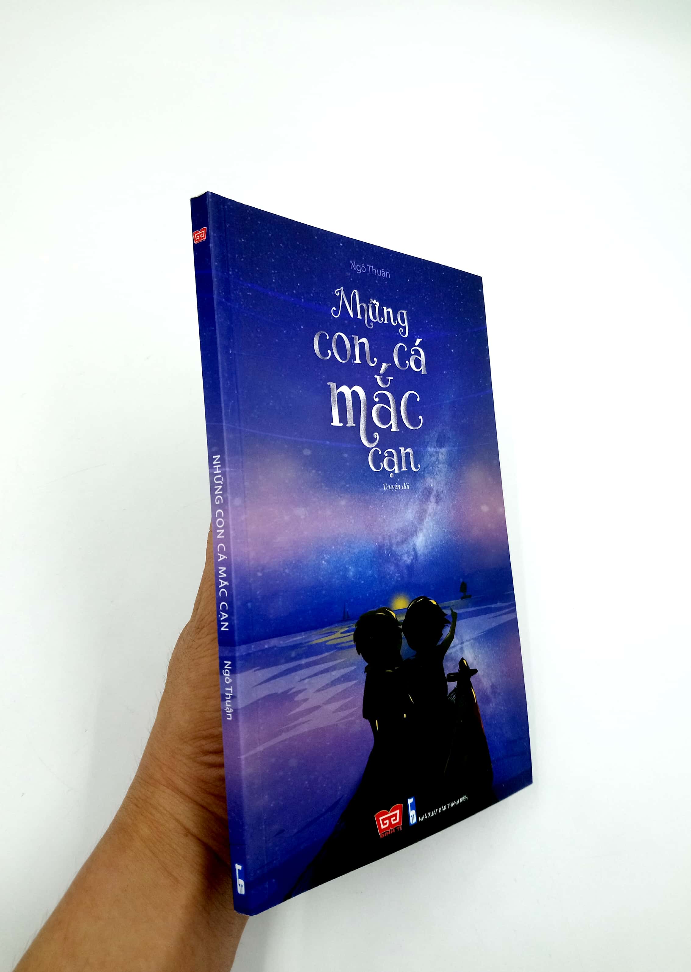 những con cá mắc cạn