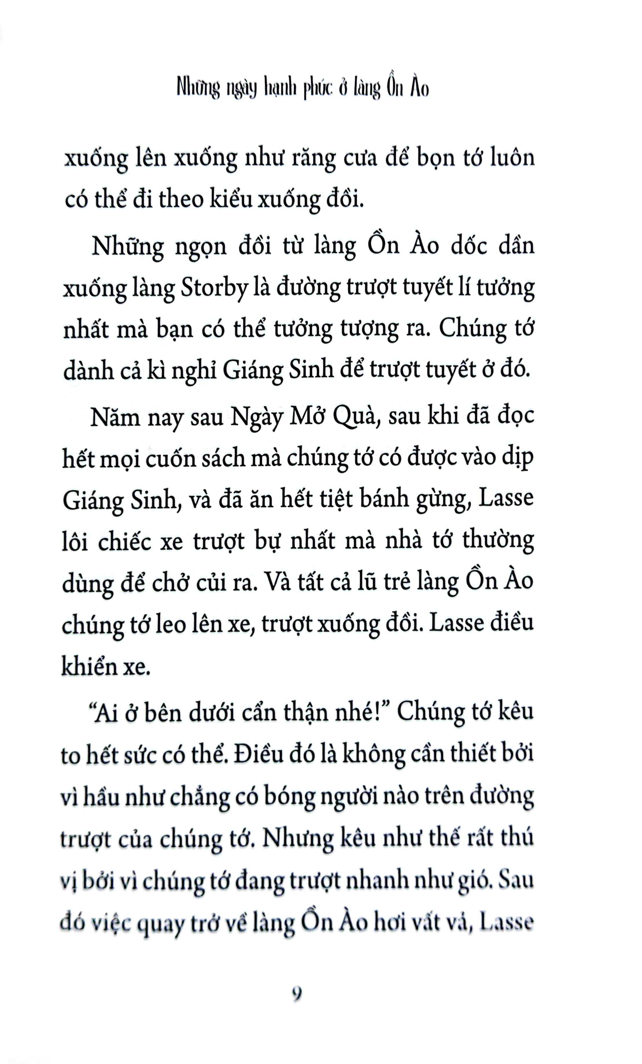 những ngày hạnh phúc ở làng ồn ào