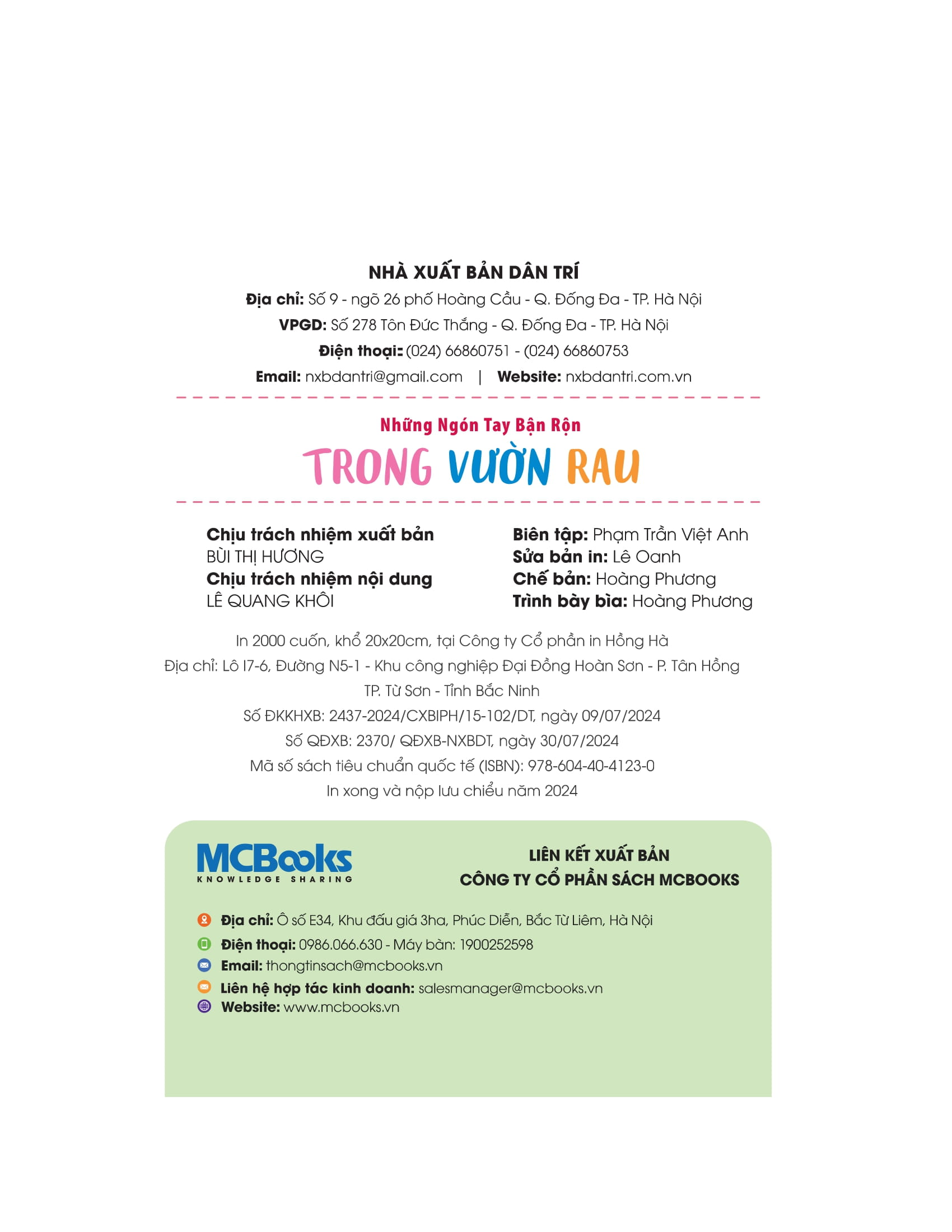 những ngón tay bận rộn - trong vườn rau