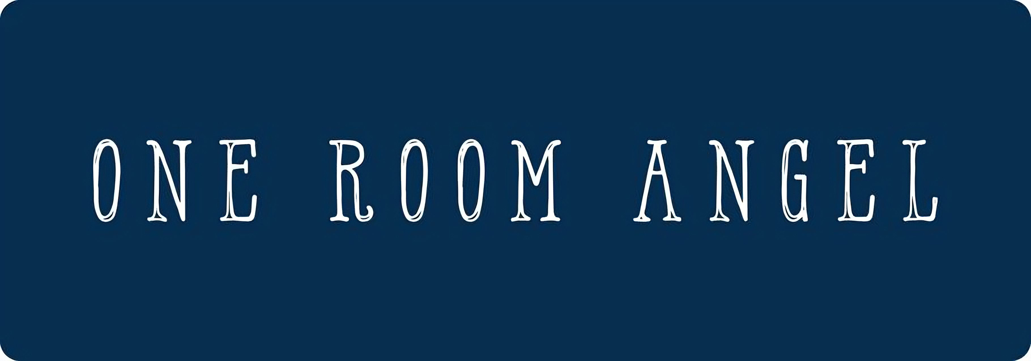 ONE ROOM ANGEL (Tai Ban 2022 - Bia Trang) - Tang Kem Bookmark + Postcard