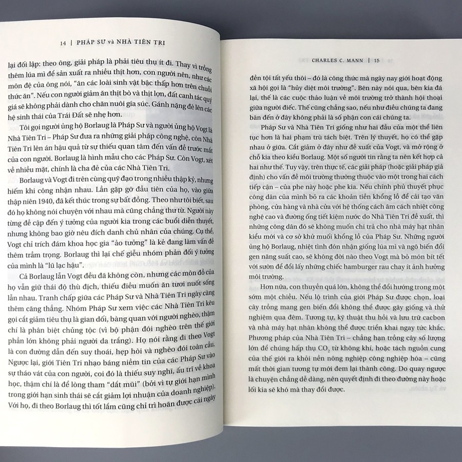 pháp sư và nhà tiên tri