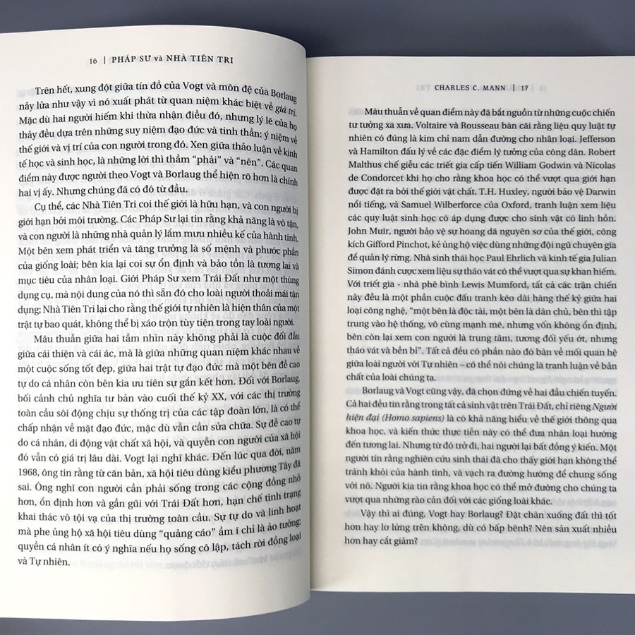 pháp sư và nhà tiên tri