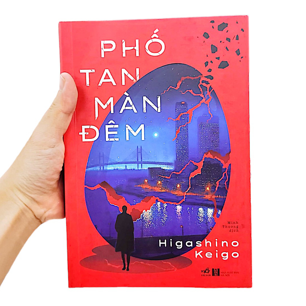 phố tan màn đêm