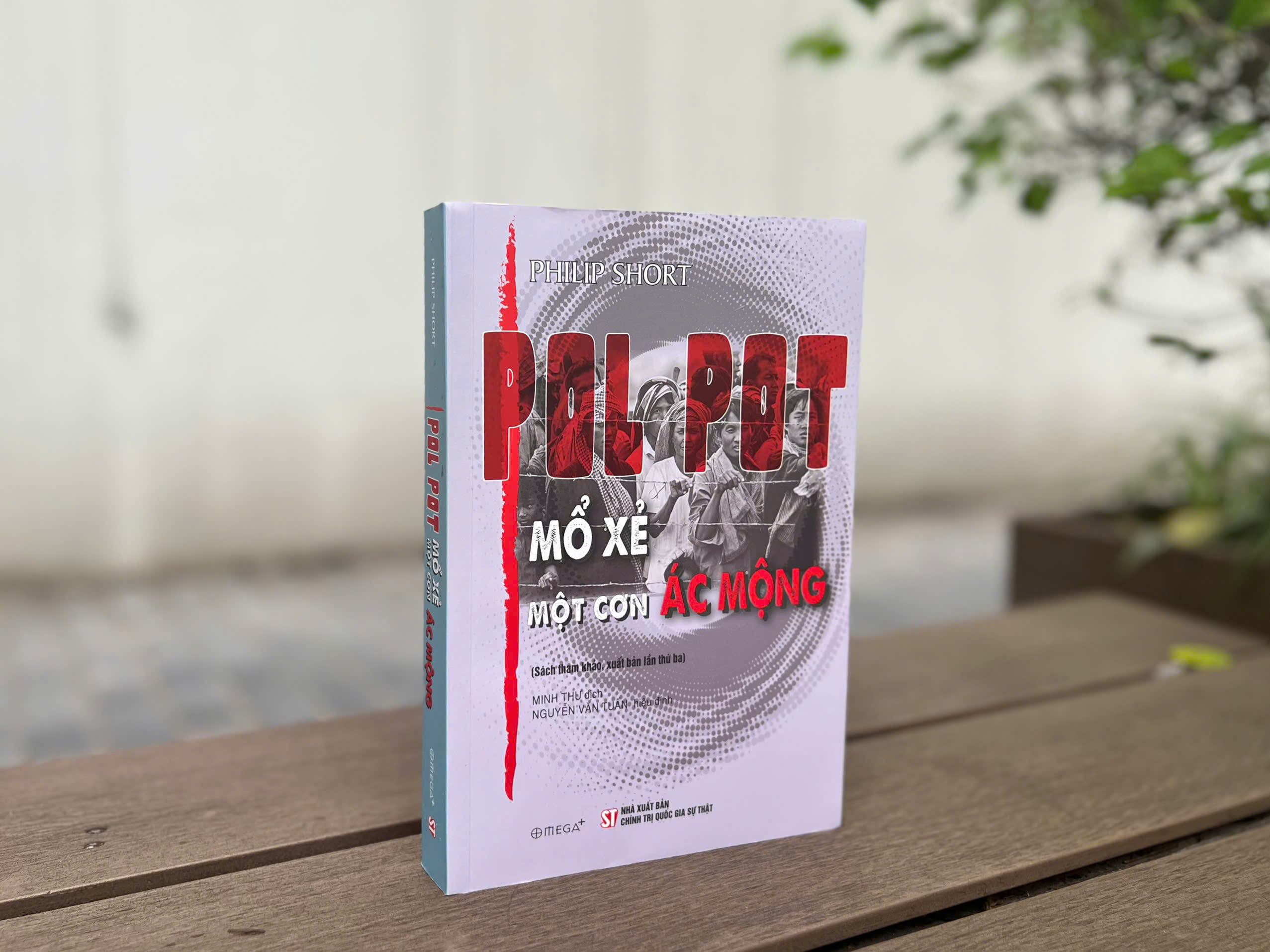 Pol Pot - Mo Xe Mot Con Ac Mong