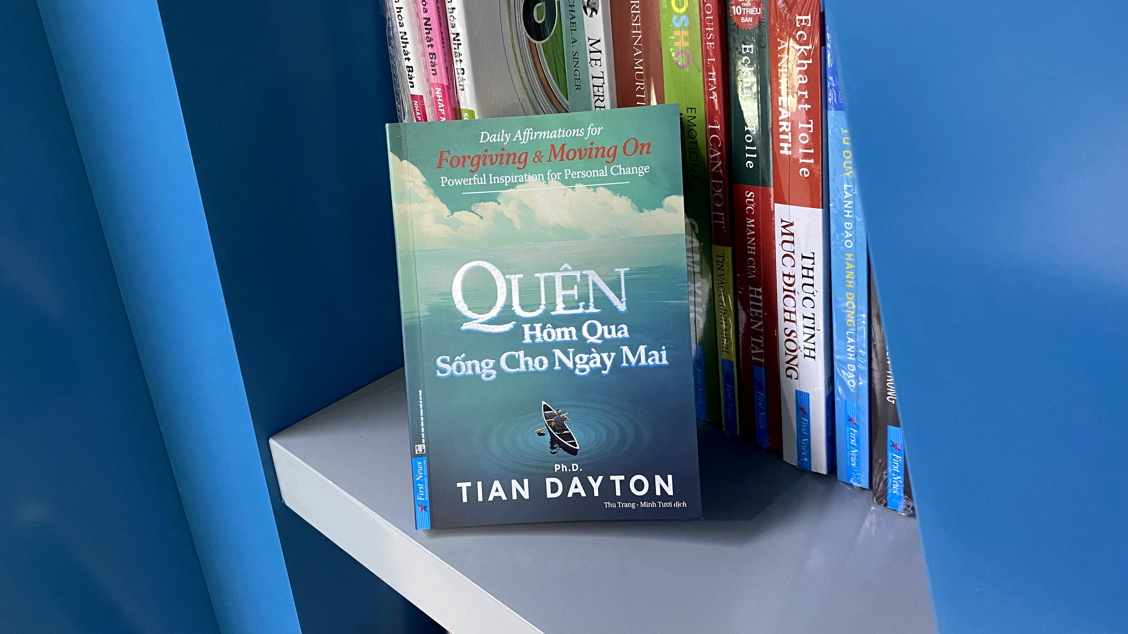 quên hôm qua sống cho ngày mai - khổ nhỏ