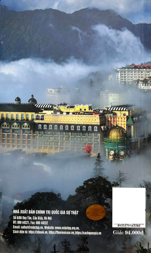 sa pa giữa trời mây trắng