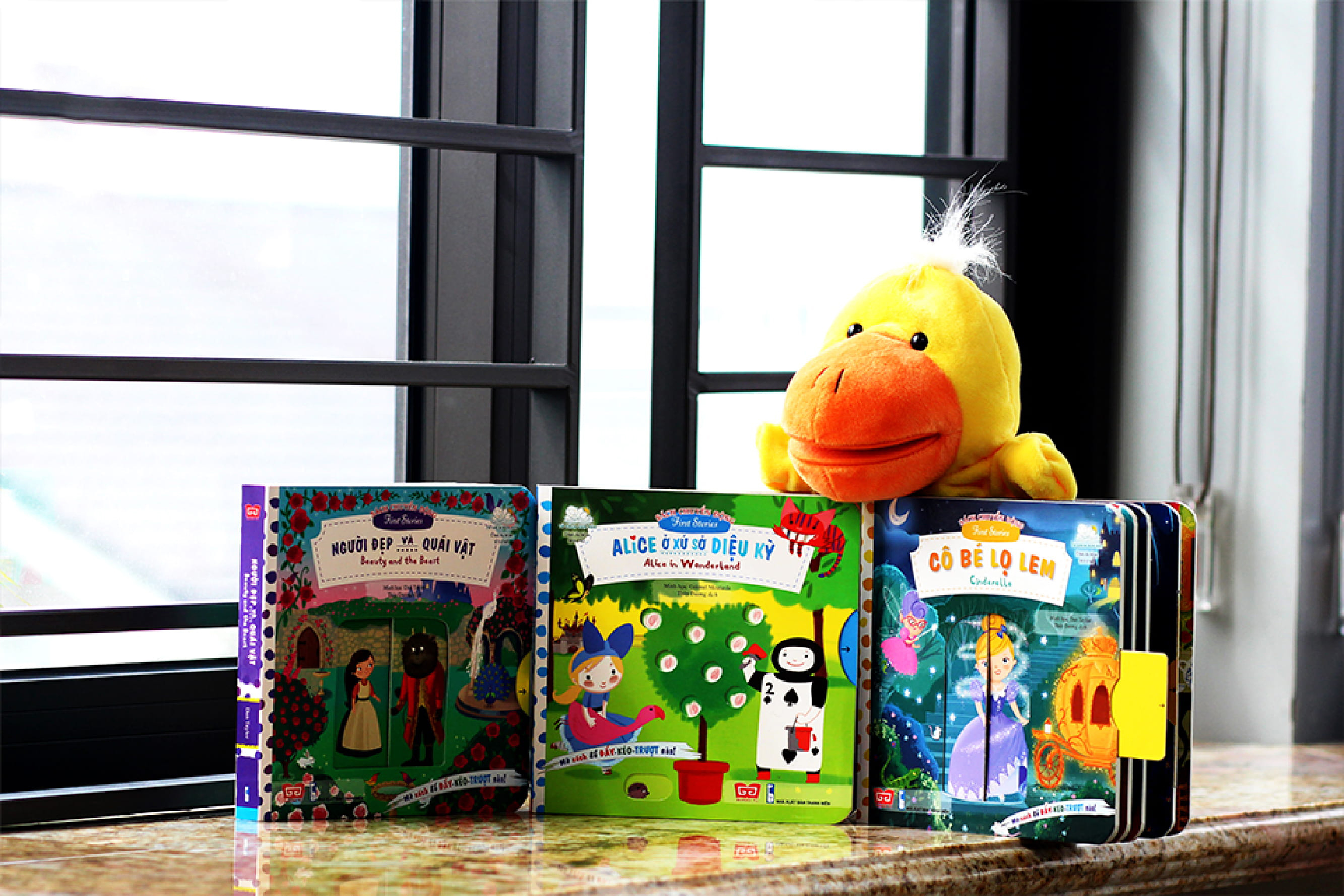 sách chuyển động - first stories - the jungle book - cậu bé rừng xanh