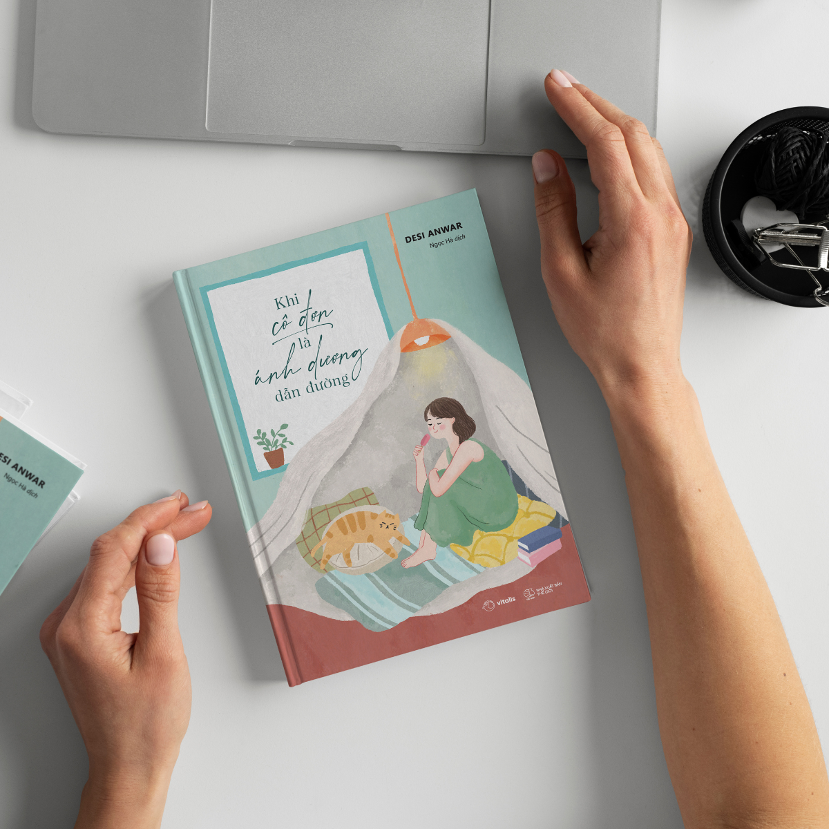 [Sách Đồng Giá 40K] Khi Cô Đơn Là Ánh Dương Dẫn Đường