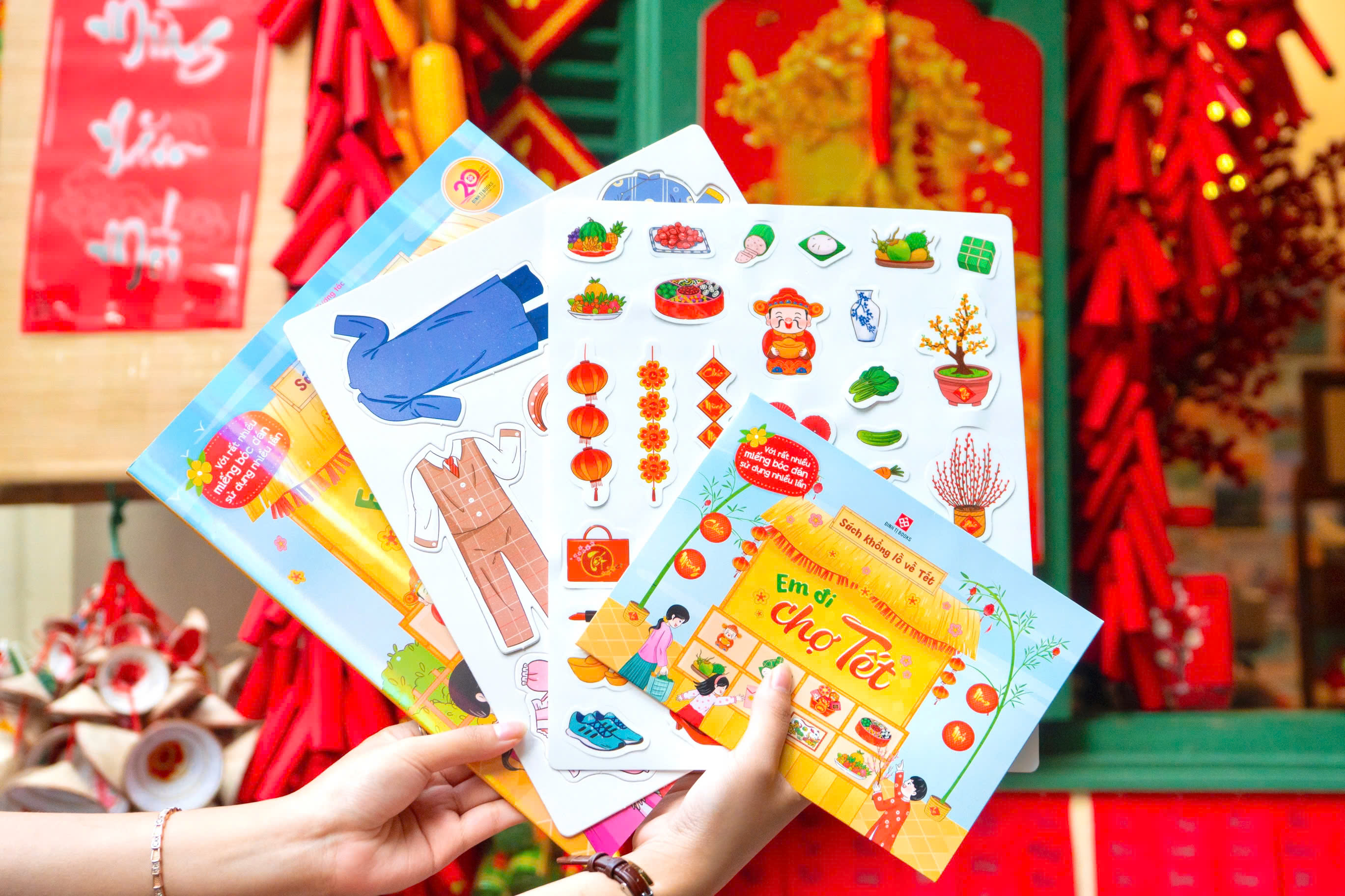 Sach Khong Lo Ve Tet - Em Di Cho Tet - Bia Cung