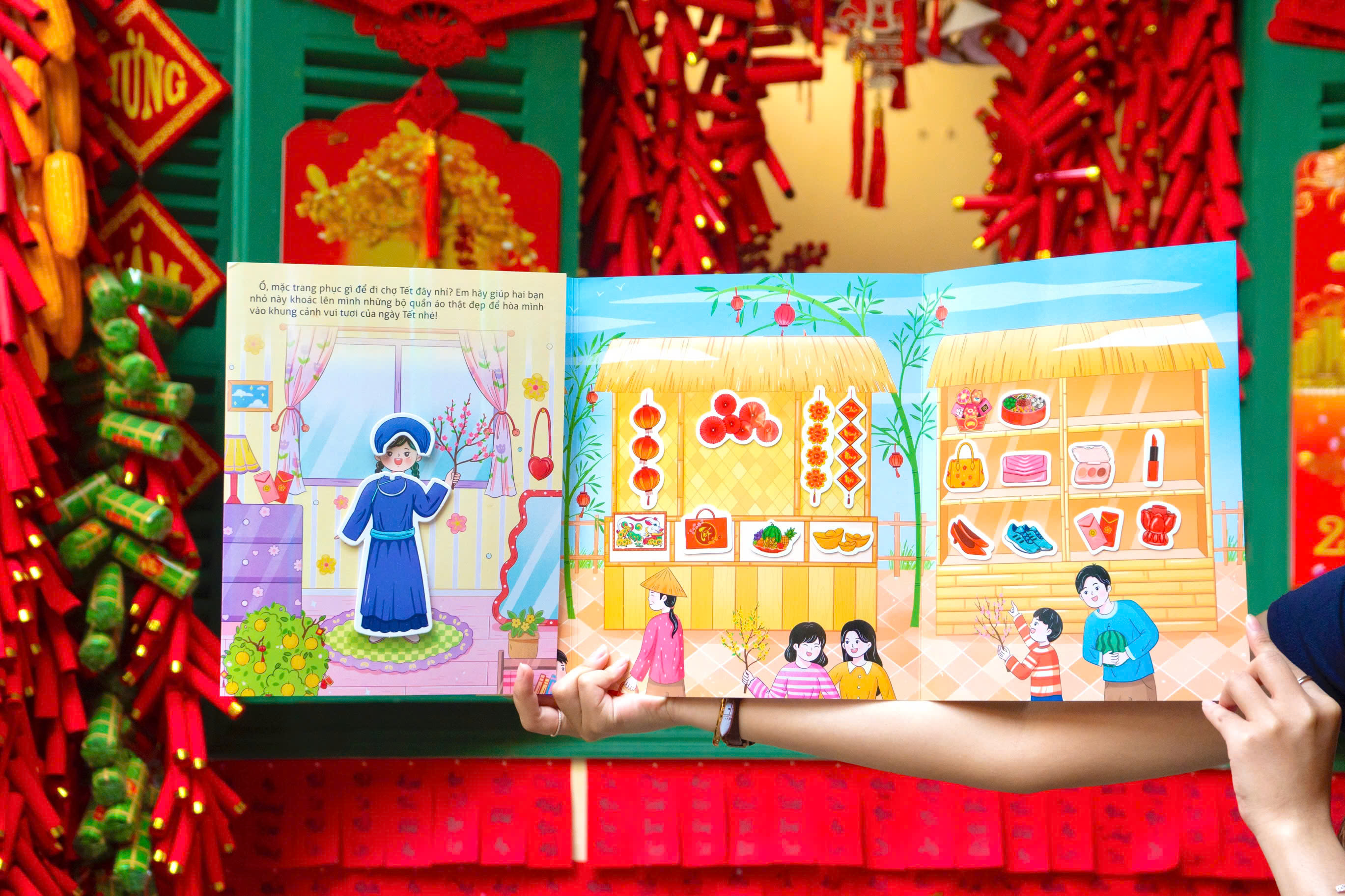 Sach Khong Lo Ve Tet - Em Di Cho Tet - Bia Cung