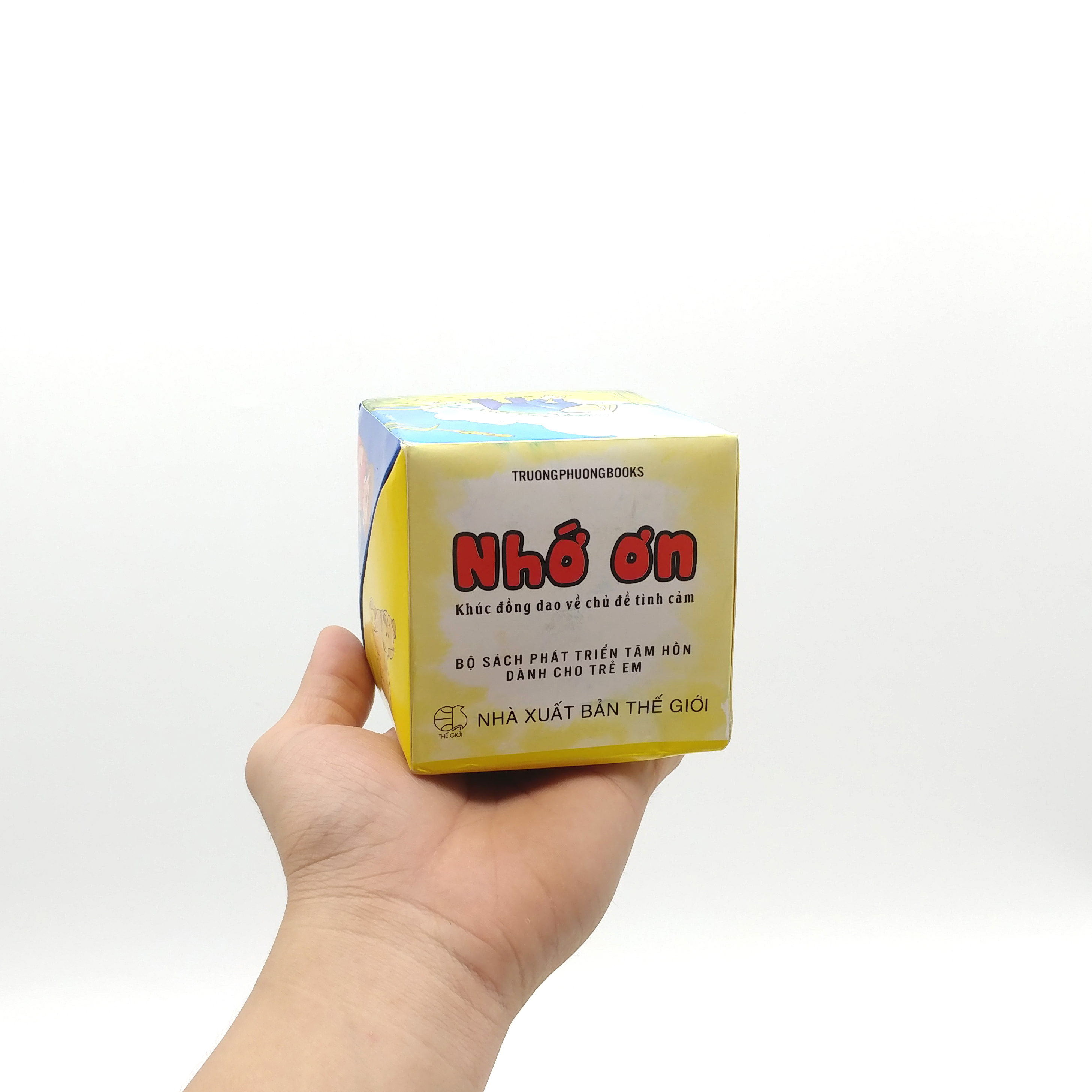 sách pop-up dựng hình - nhớ ơn - khúc đồng giao về chủ đề tình cảm