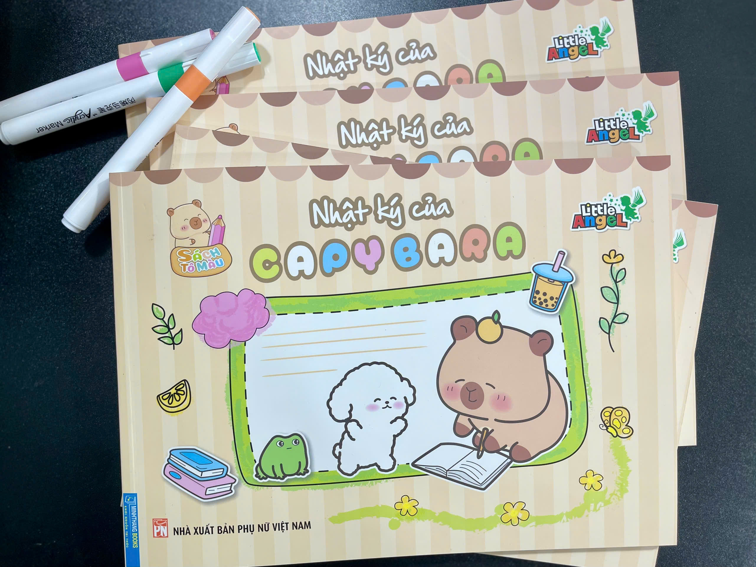 Sach To Mau - Nhat Ky Cua Capybara