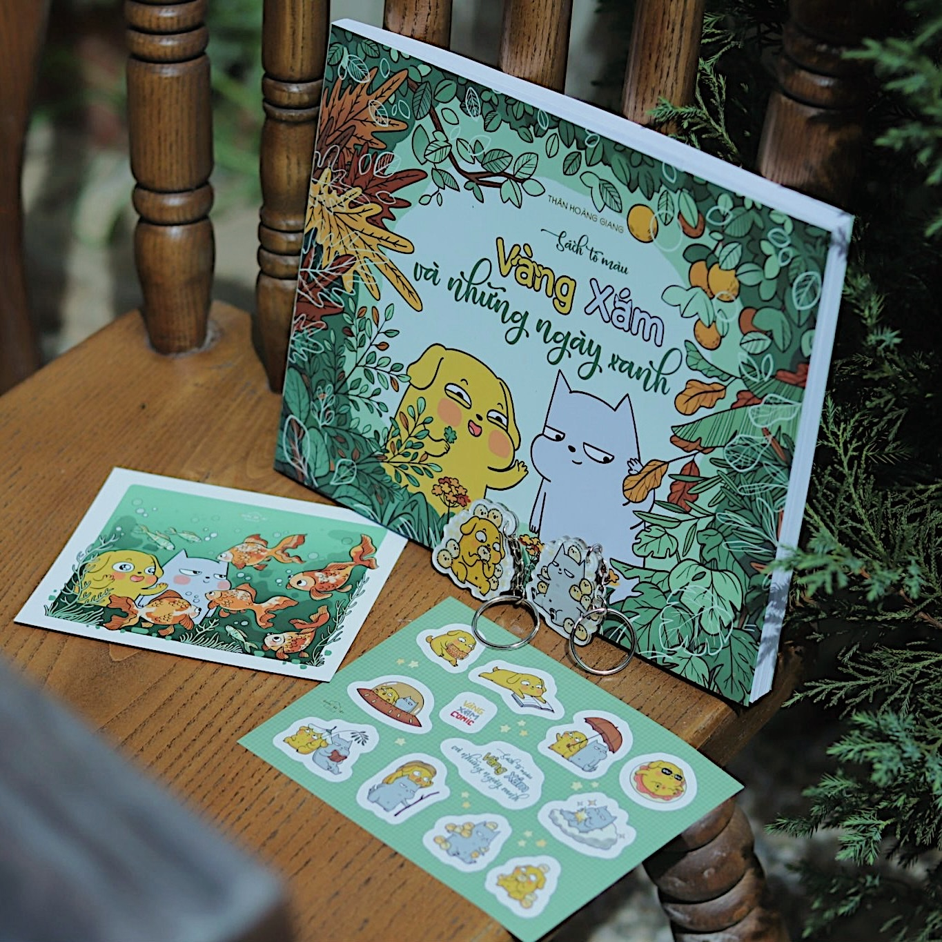 sách tô màu - vàng xám và những ngày xanh - bản đặc biệt - tặng kèm sticker + postcard + móc khóa ngẫu nhiên 1 trong 2 mẫu