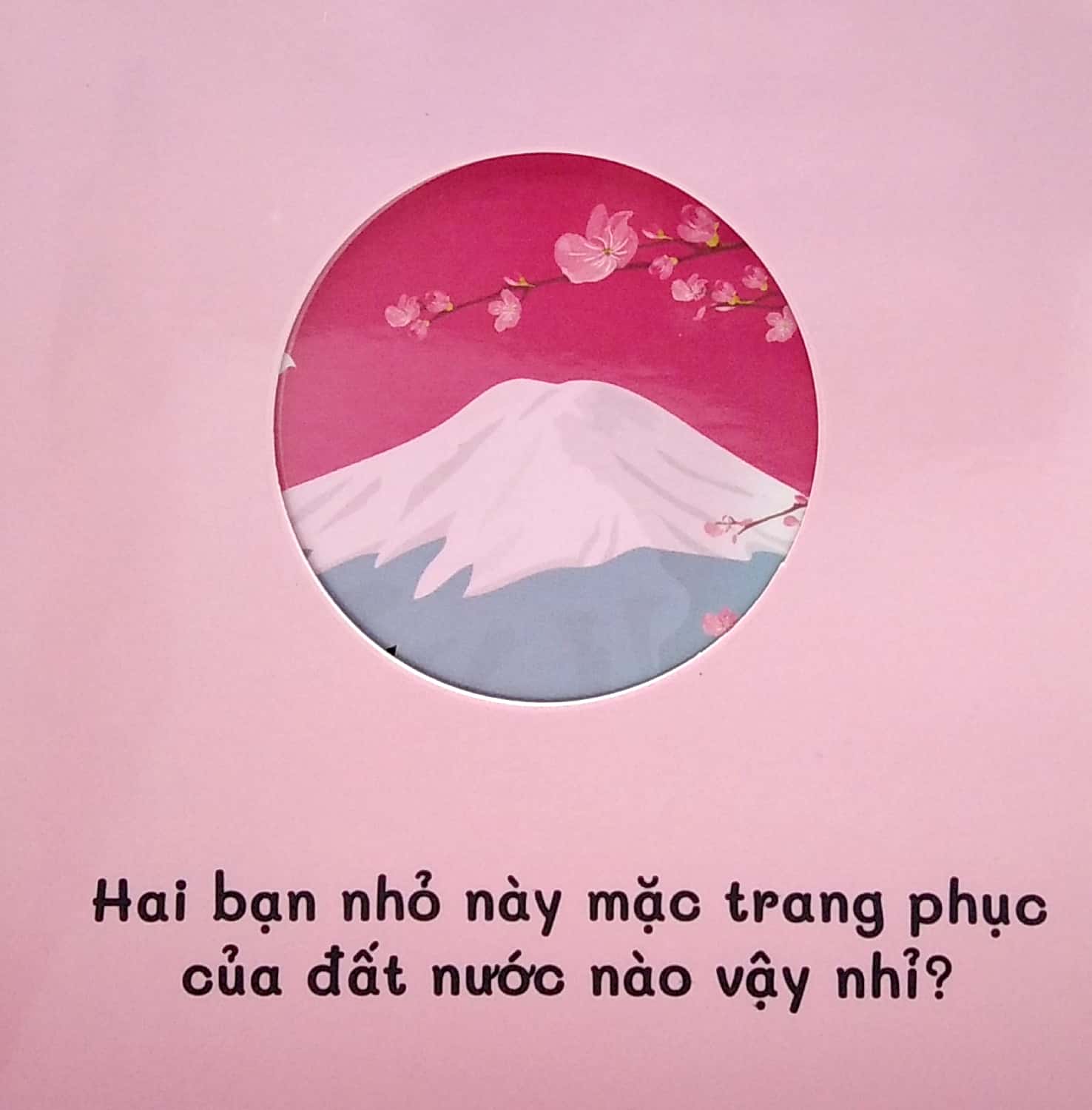 sách tư duy - đố bé ở sau là gì? - trang phục (song ngữ việt - anh)