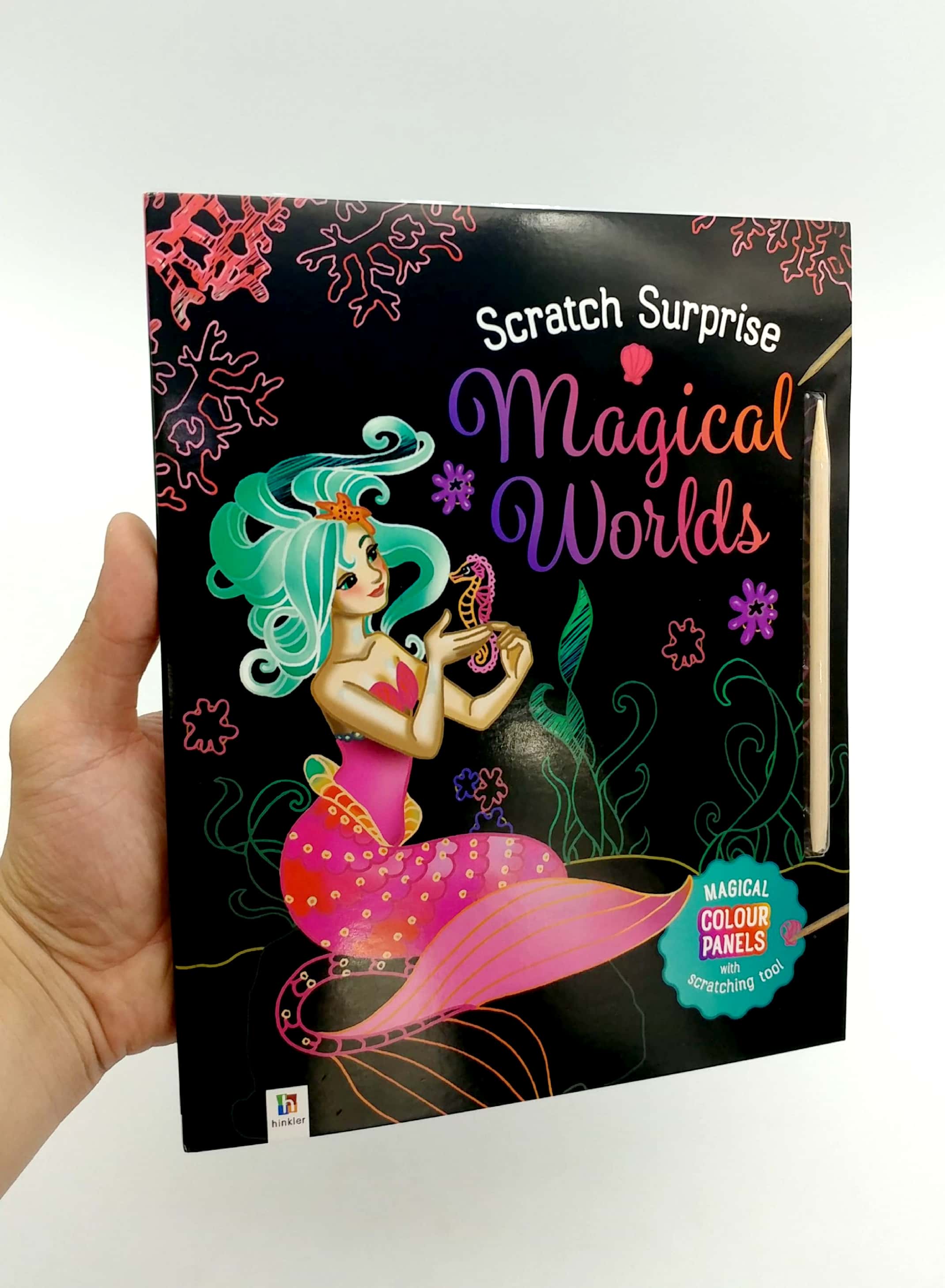 scratch surprise : magical worlds