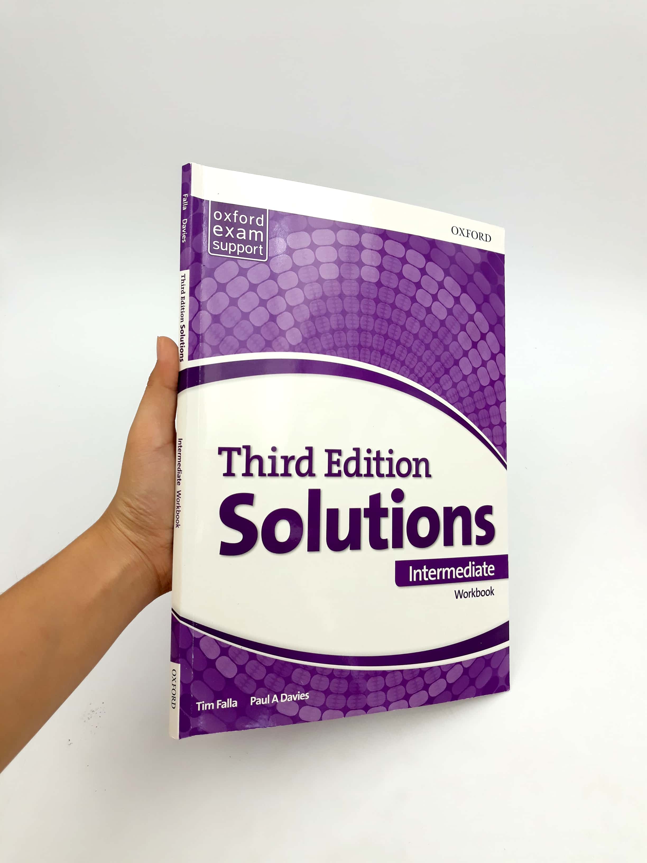 solutions: intermediate: workbook - 3rd edition