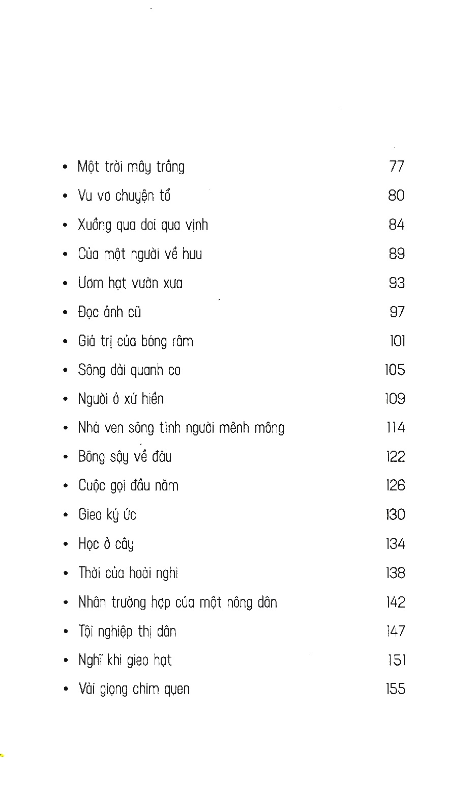sớm mai chợt nhớ hàng rào trổ bông