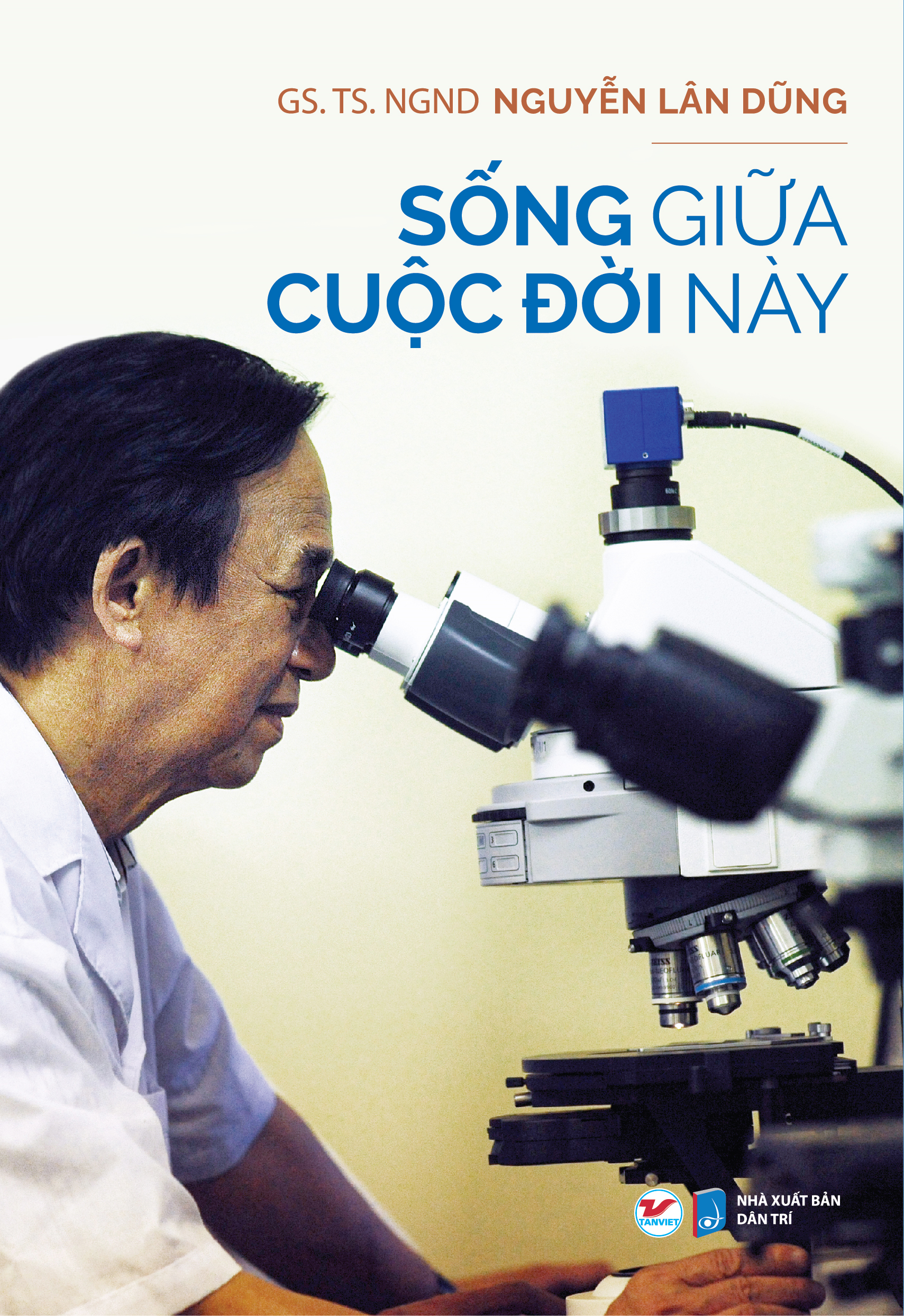 sống giữa cuộc đời này