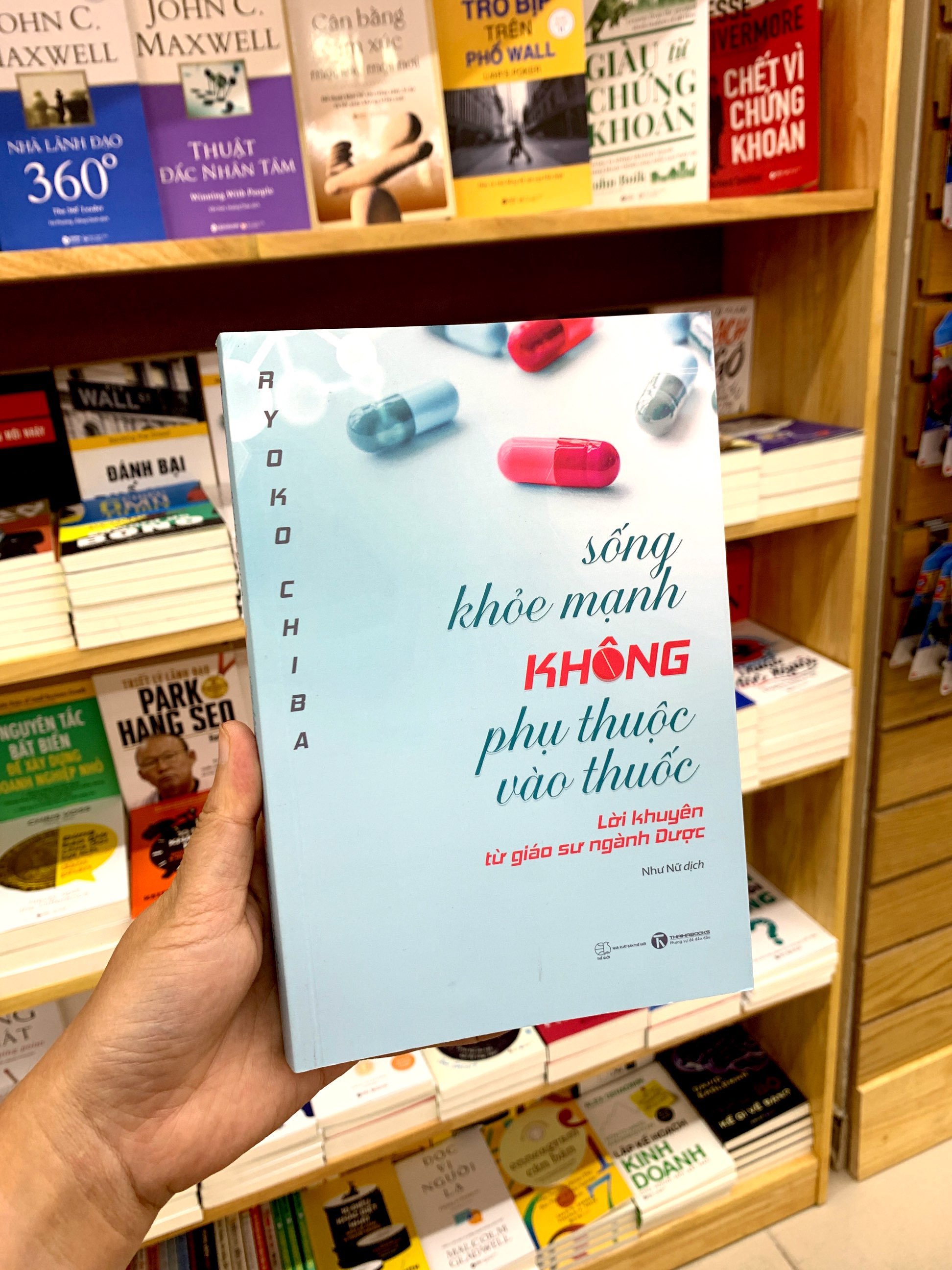 sống khoẻ mạnh không phụ thuộc vào thuốc - lời khuyên từ giáo sư ngành dược