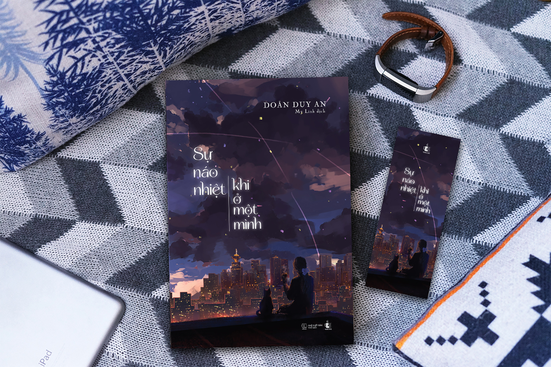 sự náo nhiệt khi ở một mình