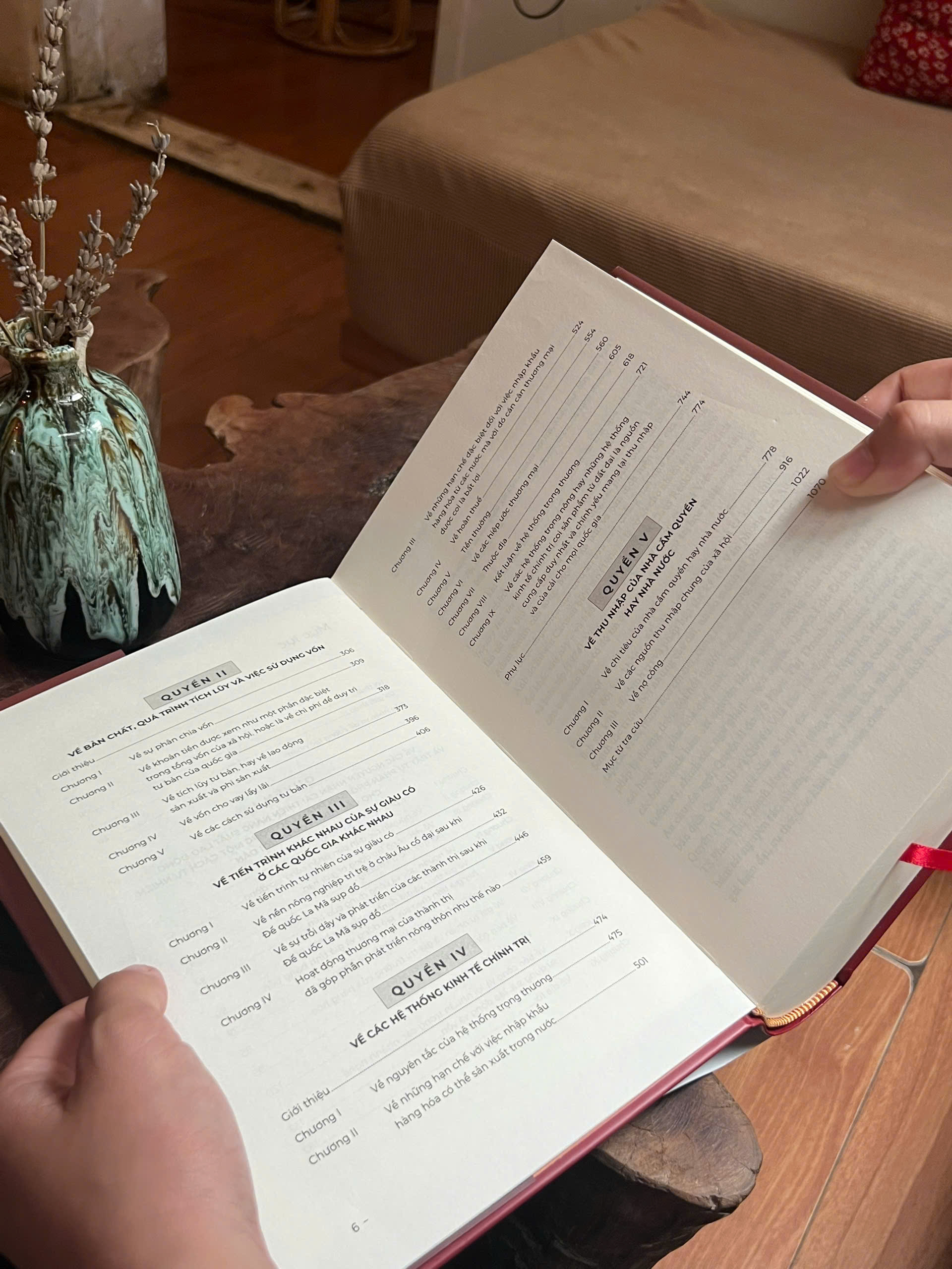 Su Thinh Vuong Cua Cac Quoc Gia - Bia Cung