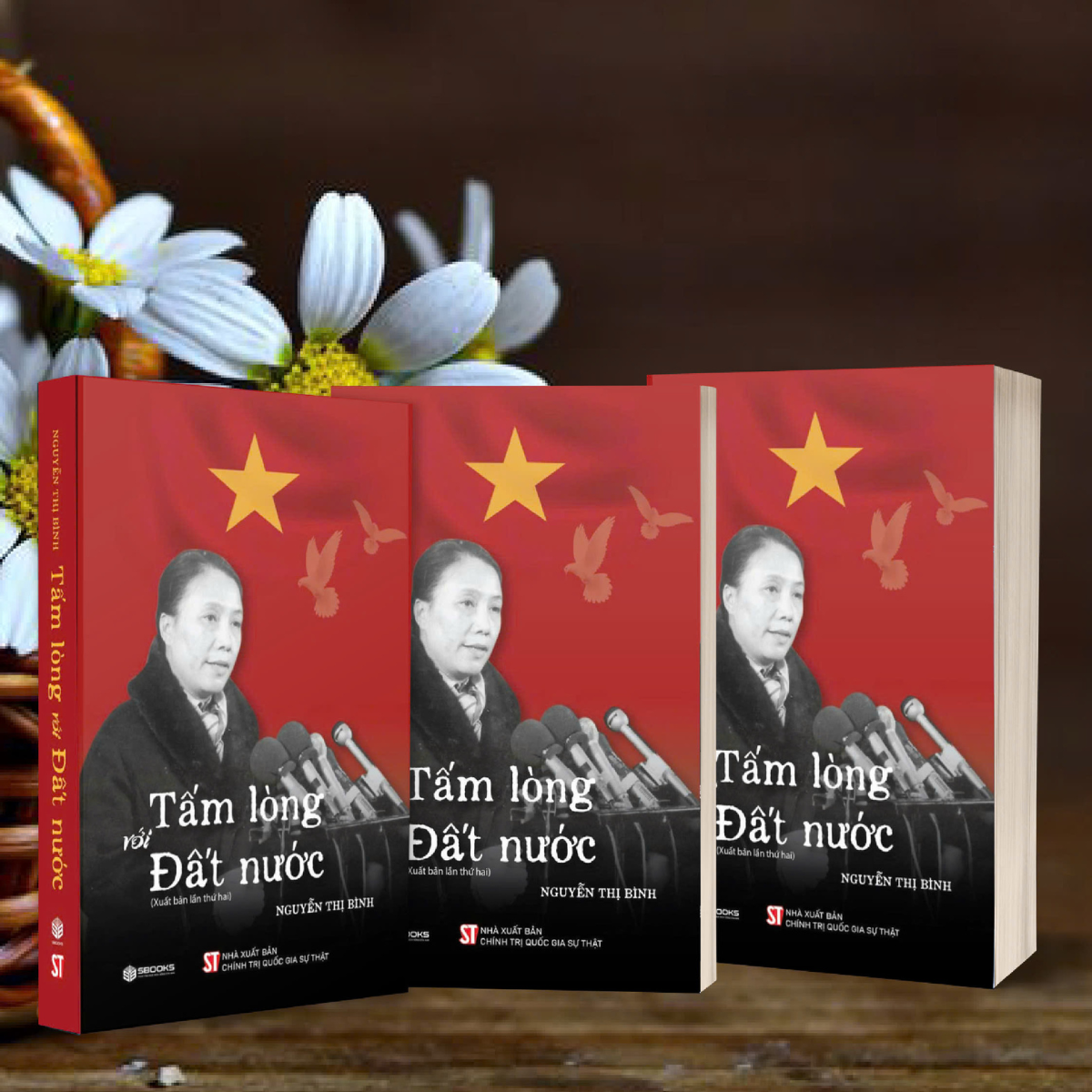 Tam Long Voi Dat Nuoc