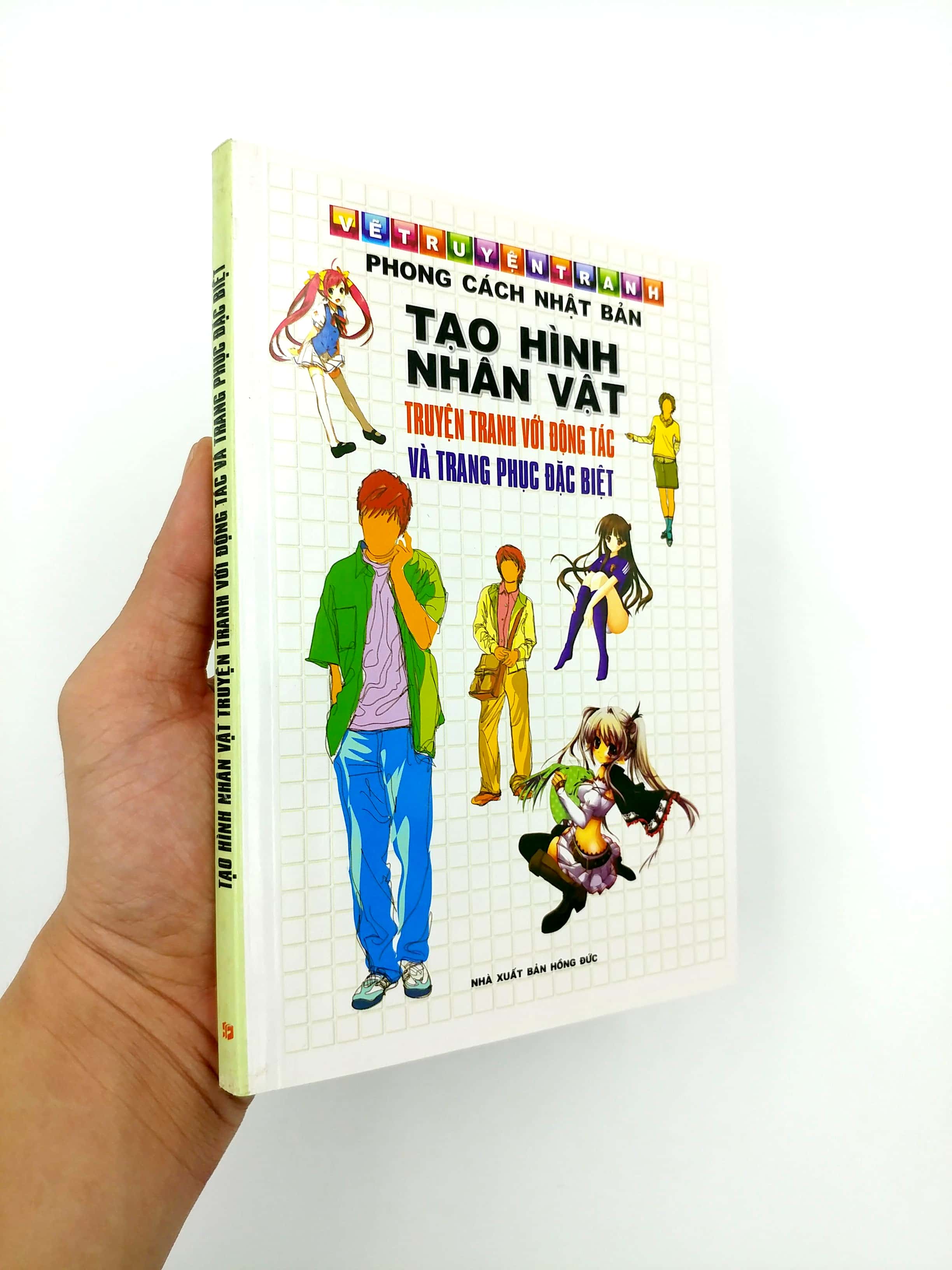 tạo hình nhân vật truyện tranh với động tác và trang phục đặc biệt