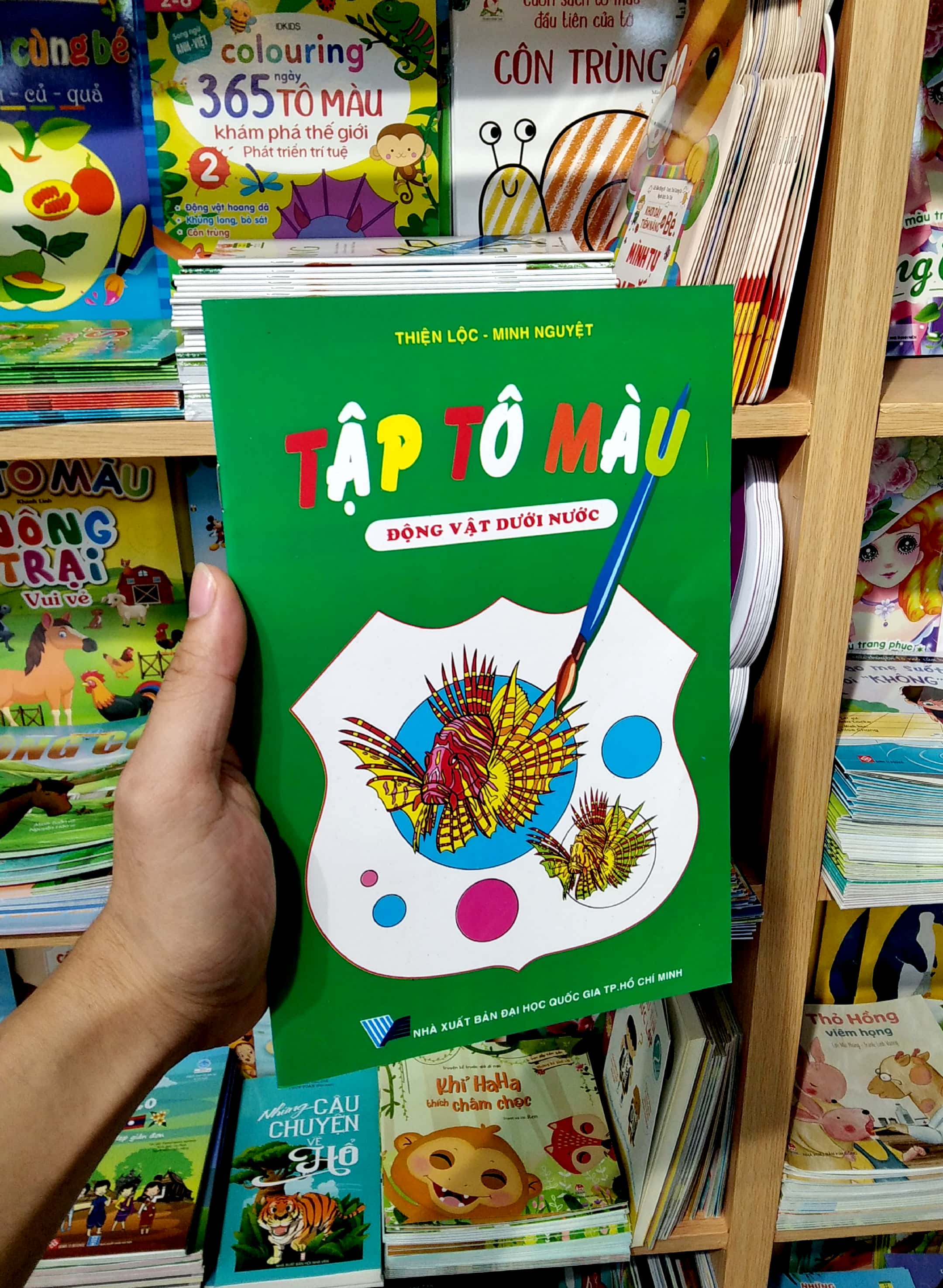 tập tô màu - động vật dưới nước