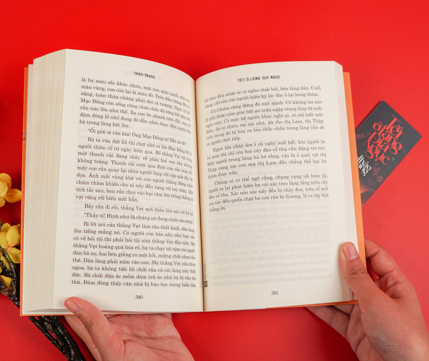 tết ở làng địa ngục - tặng kèm bookmark