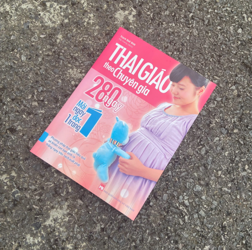 thai giáo theo chuyên gia - 280 ngày - mỗi ngày đọc một trang (tái bản 2021)