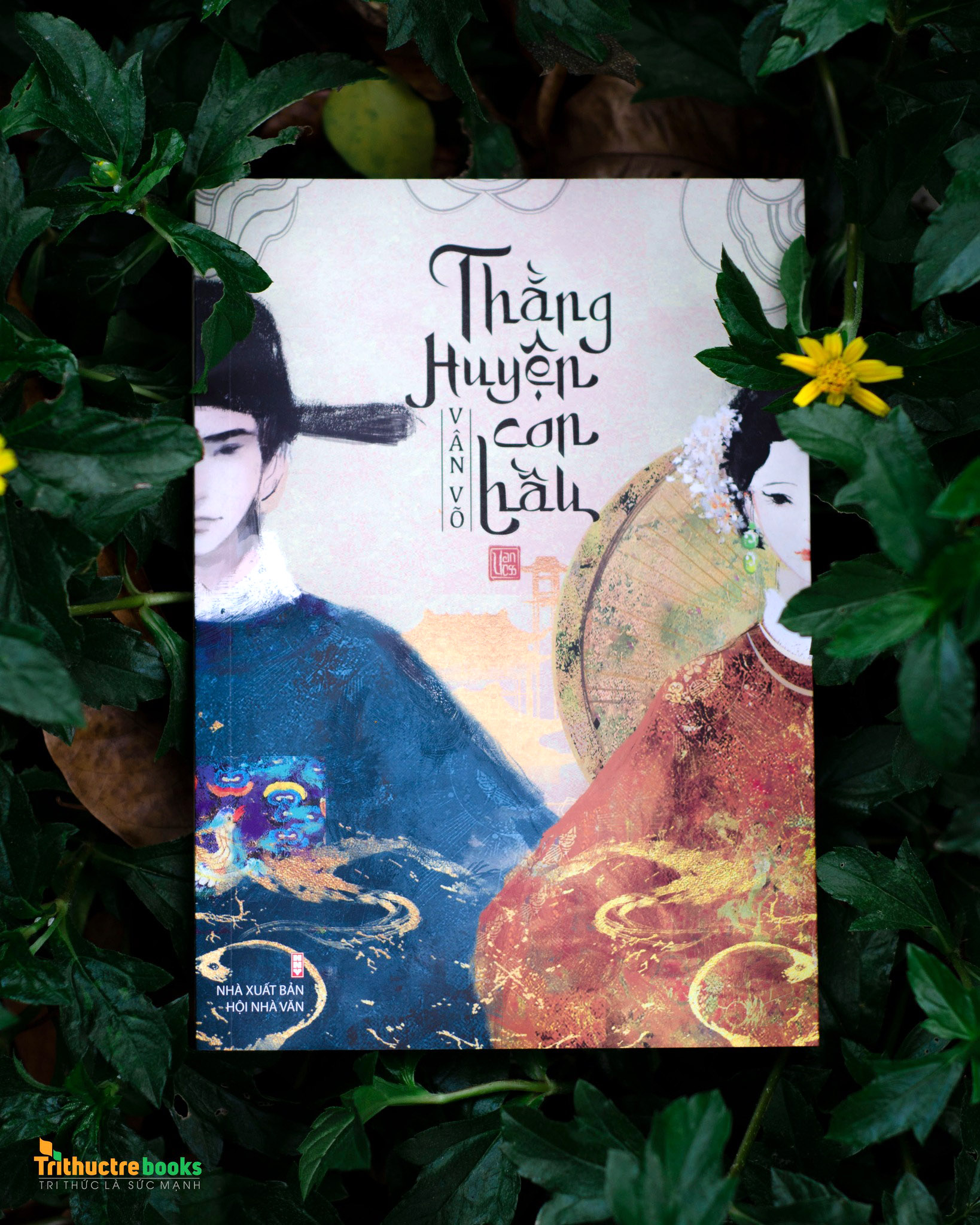 thằng huyện - con hầu