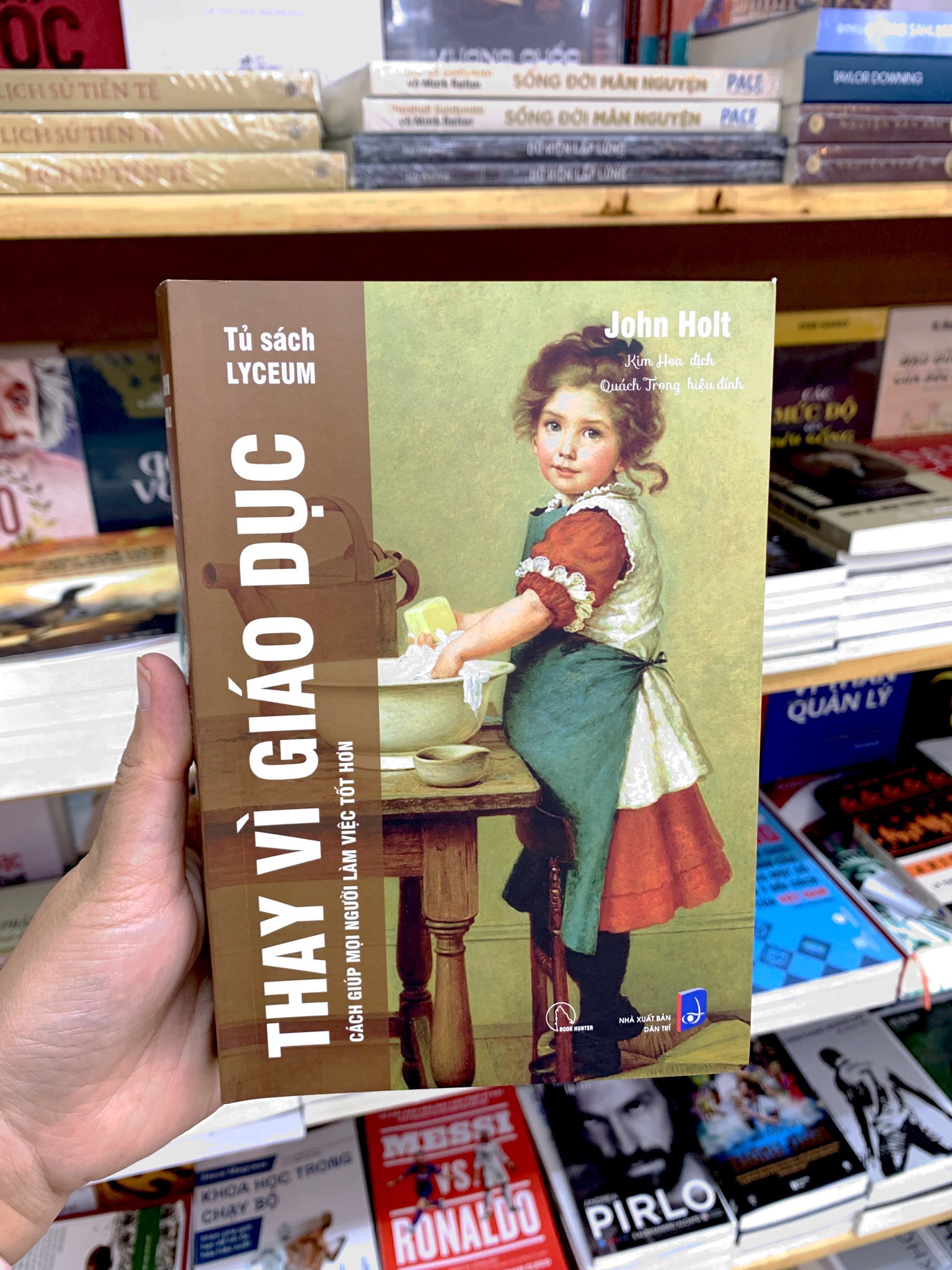 thay vì giáo dục