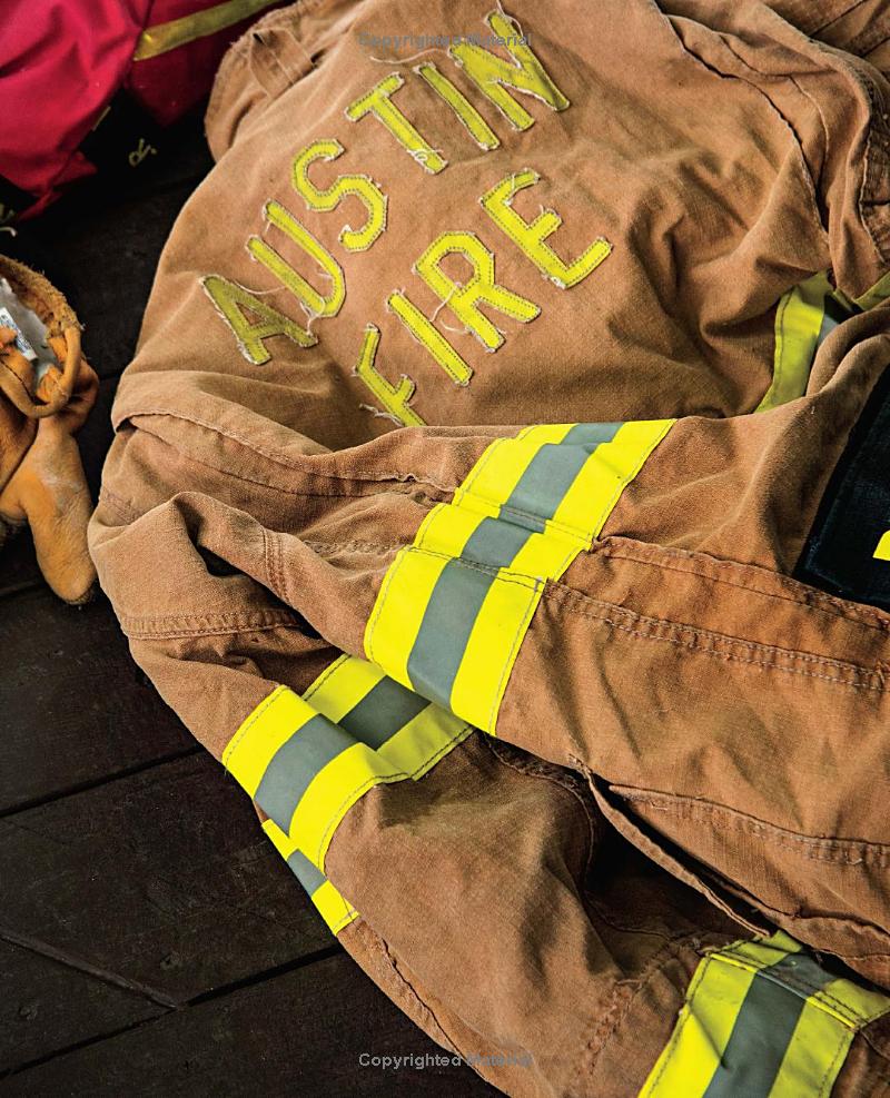 the engine 2 cookbook: more than 130 lip-smacking, rib-sticking, body-slimming recipes to live plant-strong