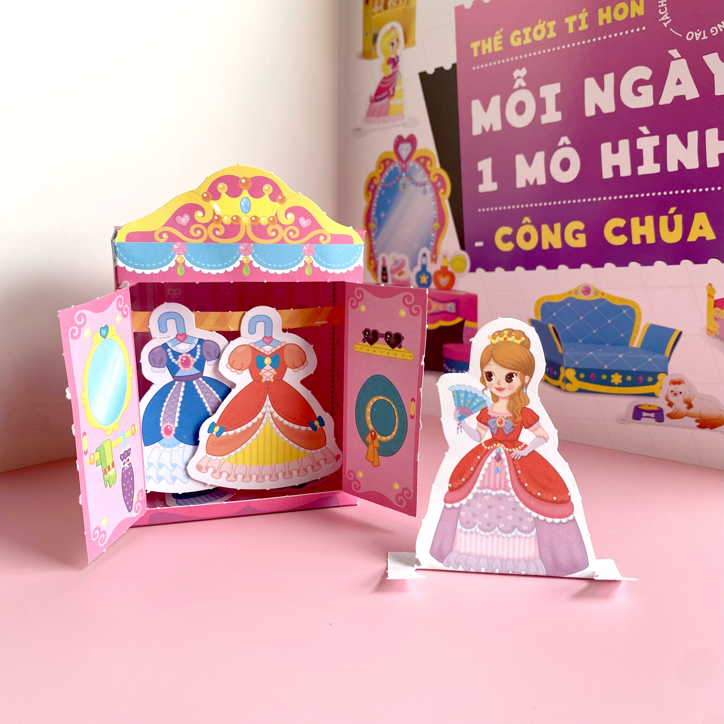 Thế Giới Tí Hon - Mỗi Ngày Một Mô Hình - Công Chúa
