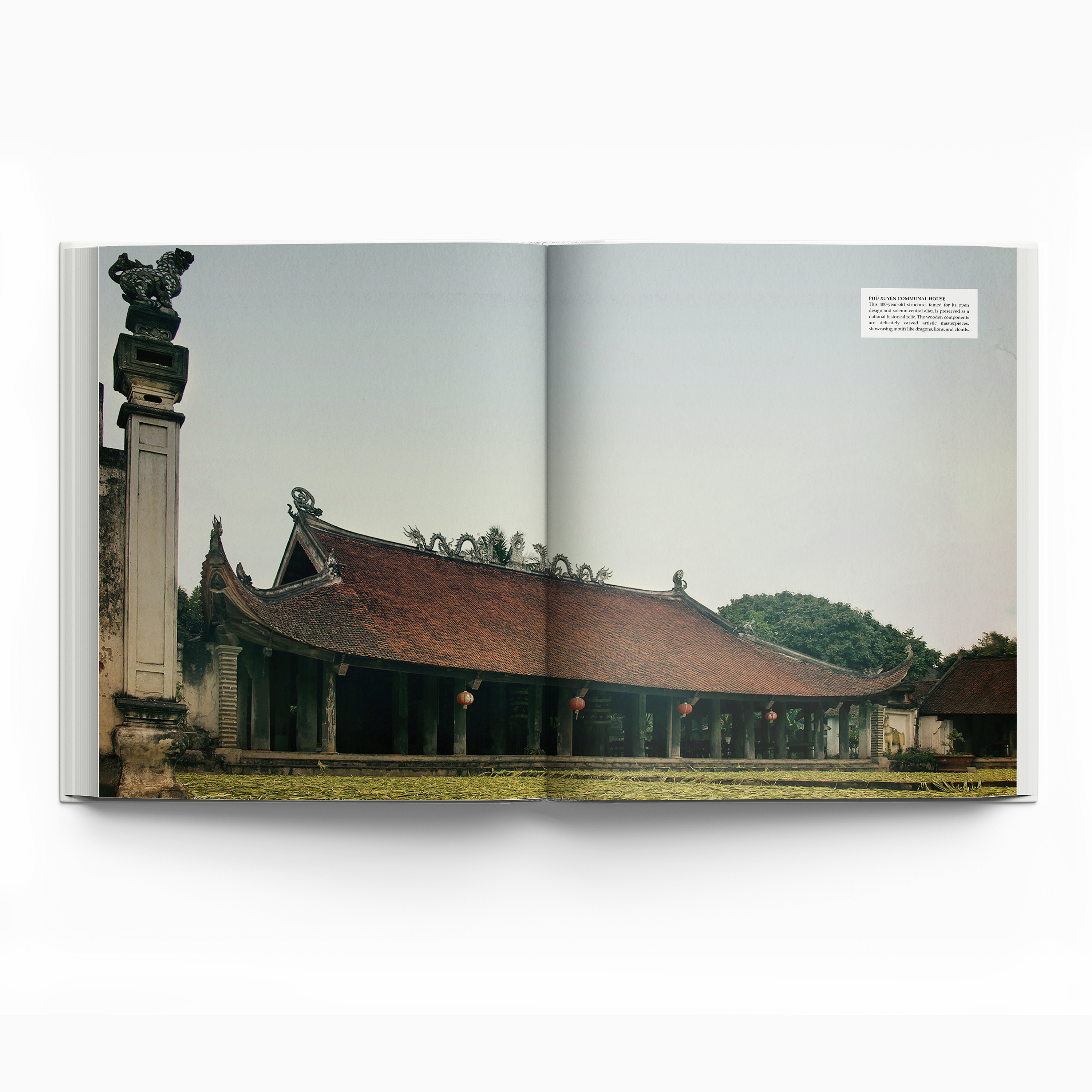 The Illustrated History Of Vietnam - Bìa Cứng