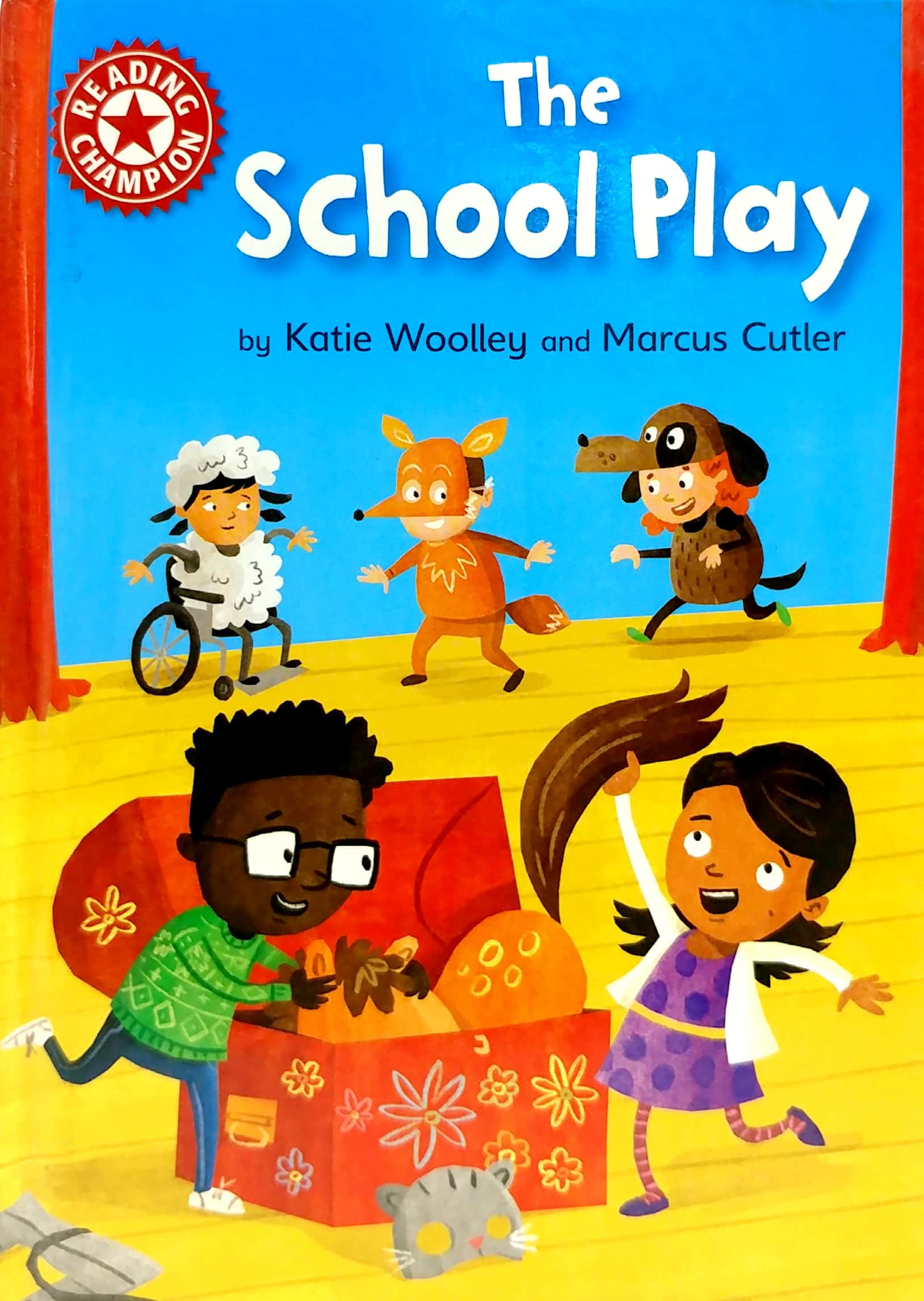 the school play: independent reading red 2 (reading champion)