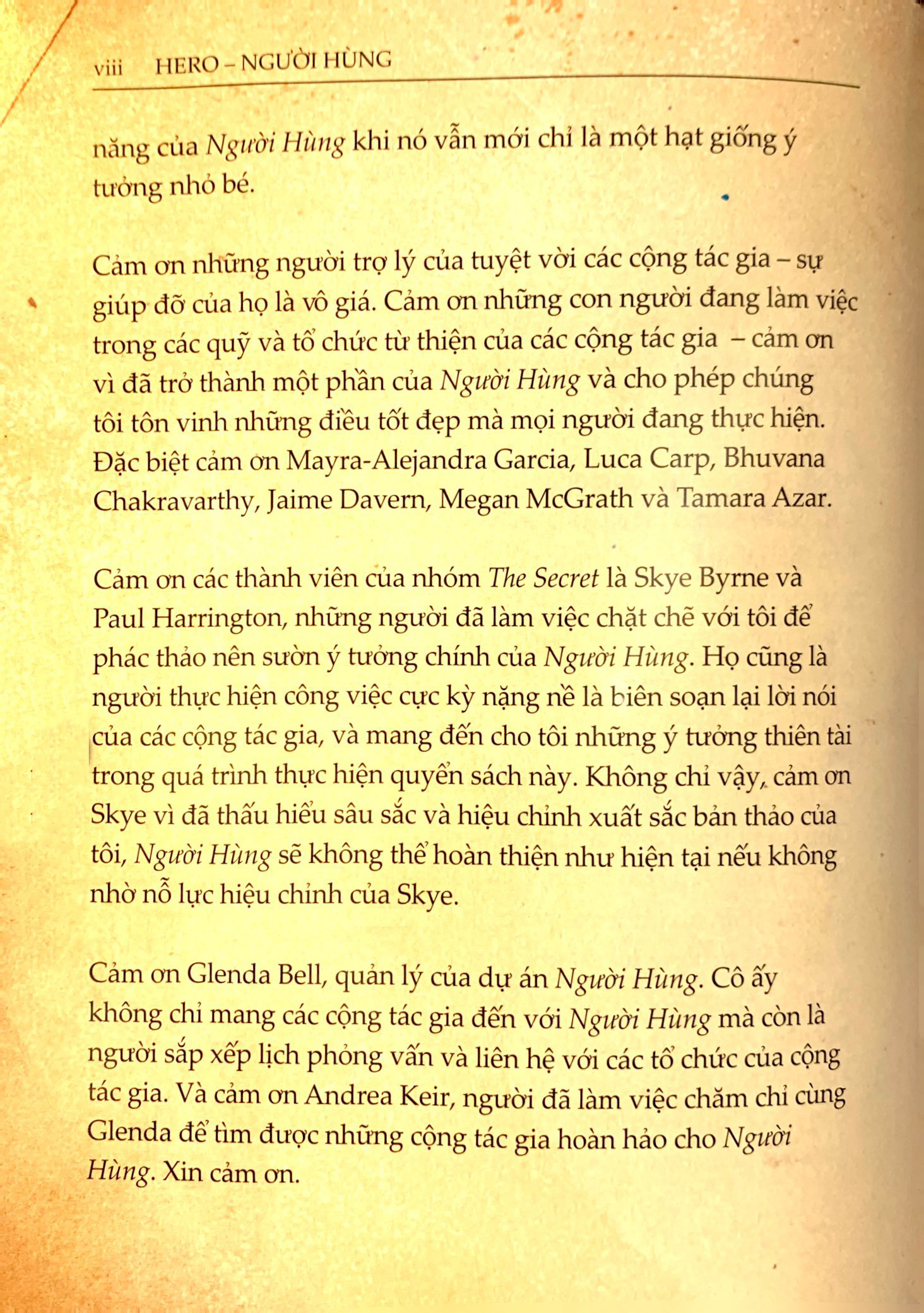 The Secret - Hero - Người Hùng - Bìa Cứng